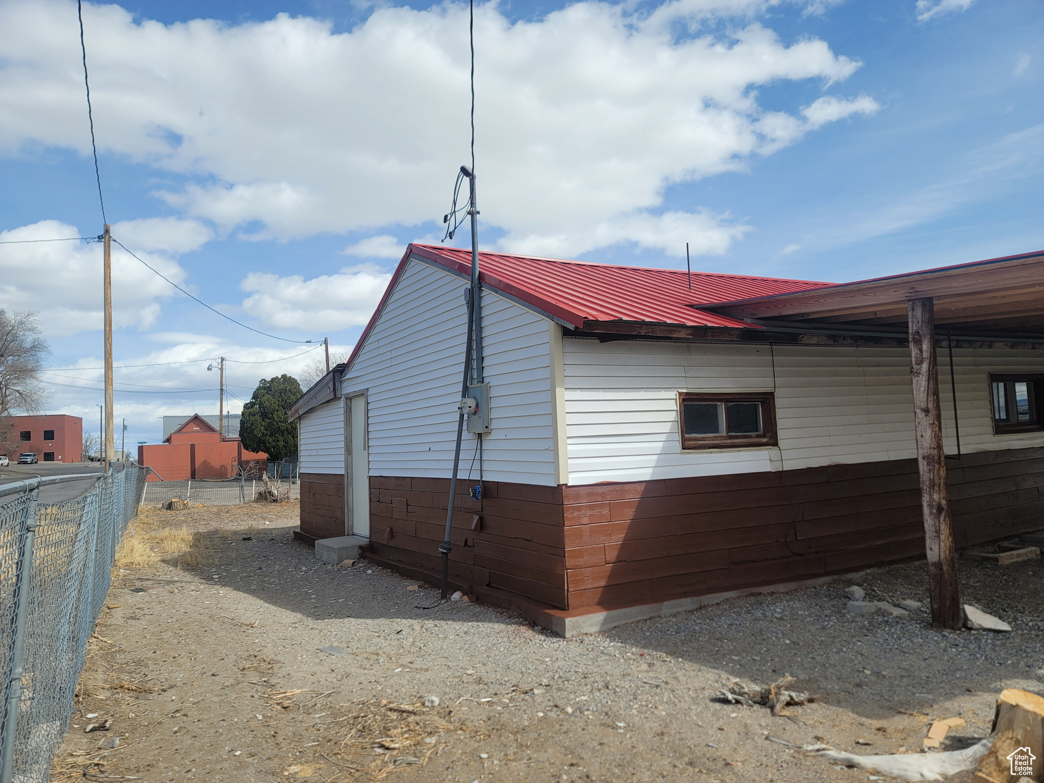 main property photo 12