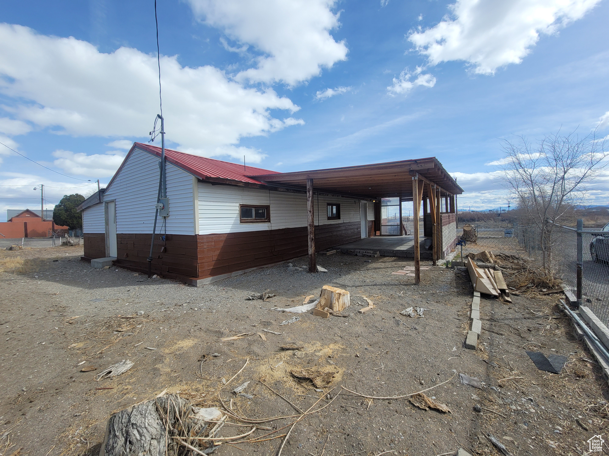 main property photo 15
