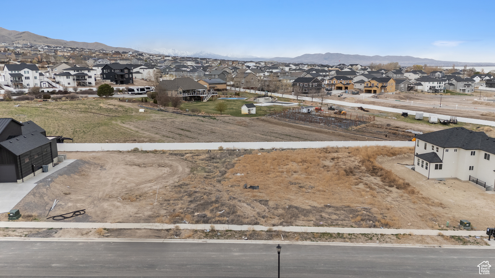 property viewer photo 10