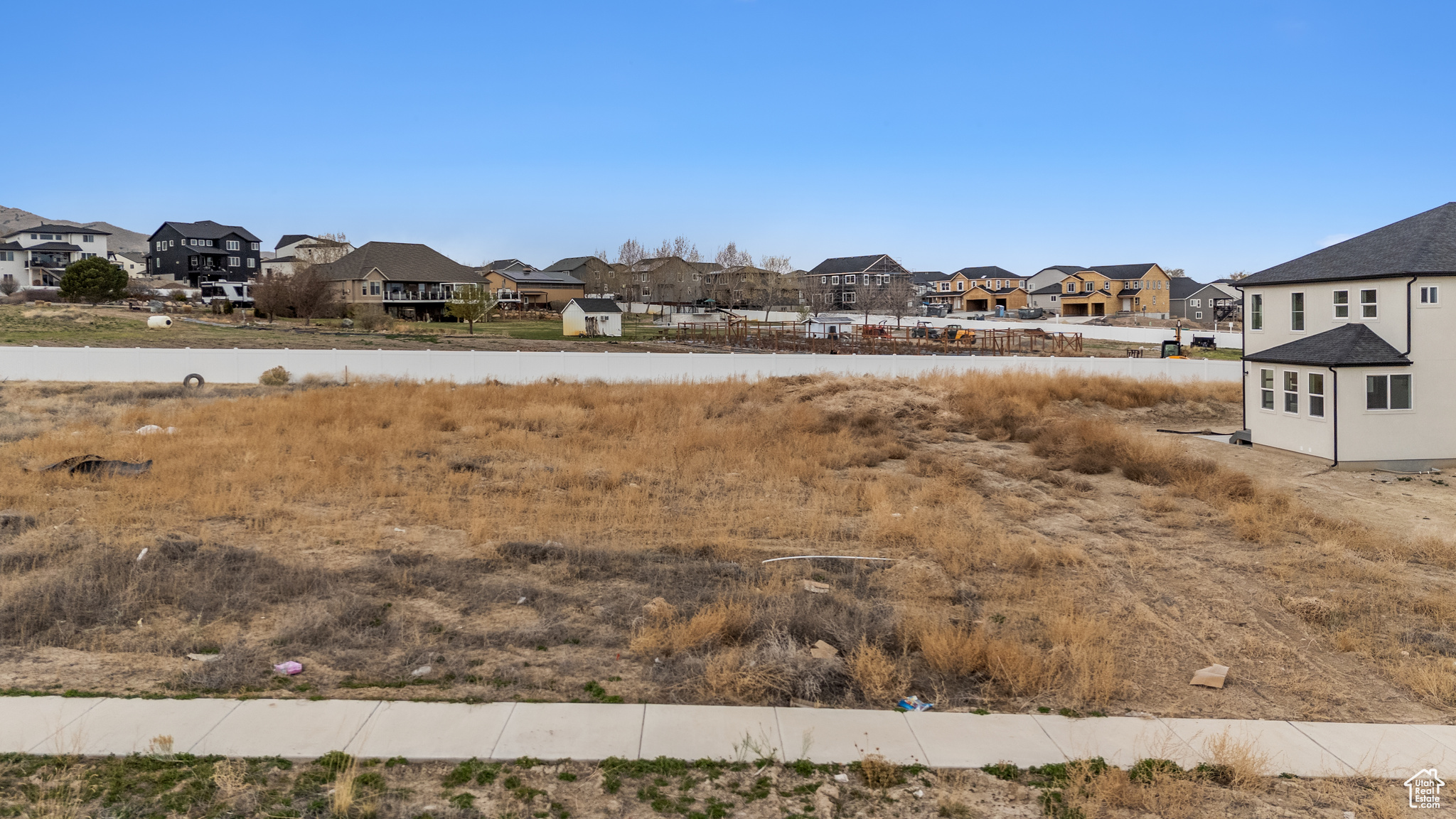 property viewer photo 12
