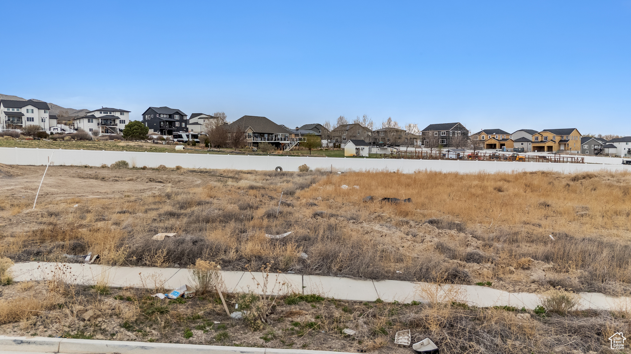 property viewer photo 18