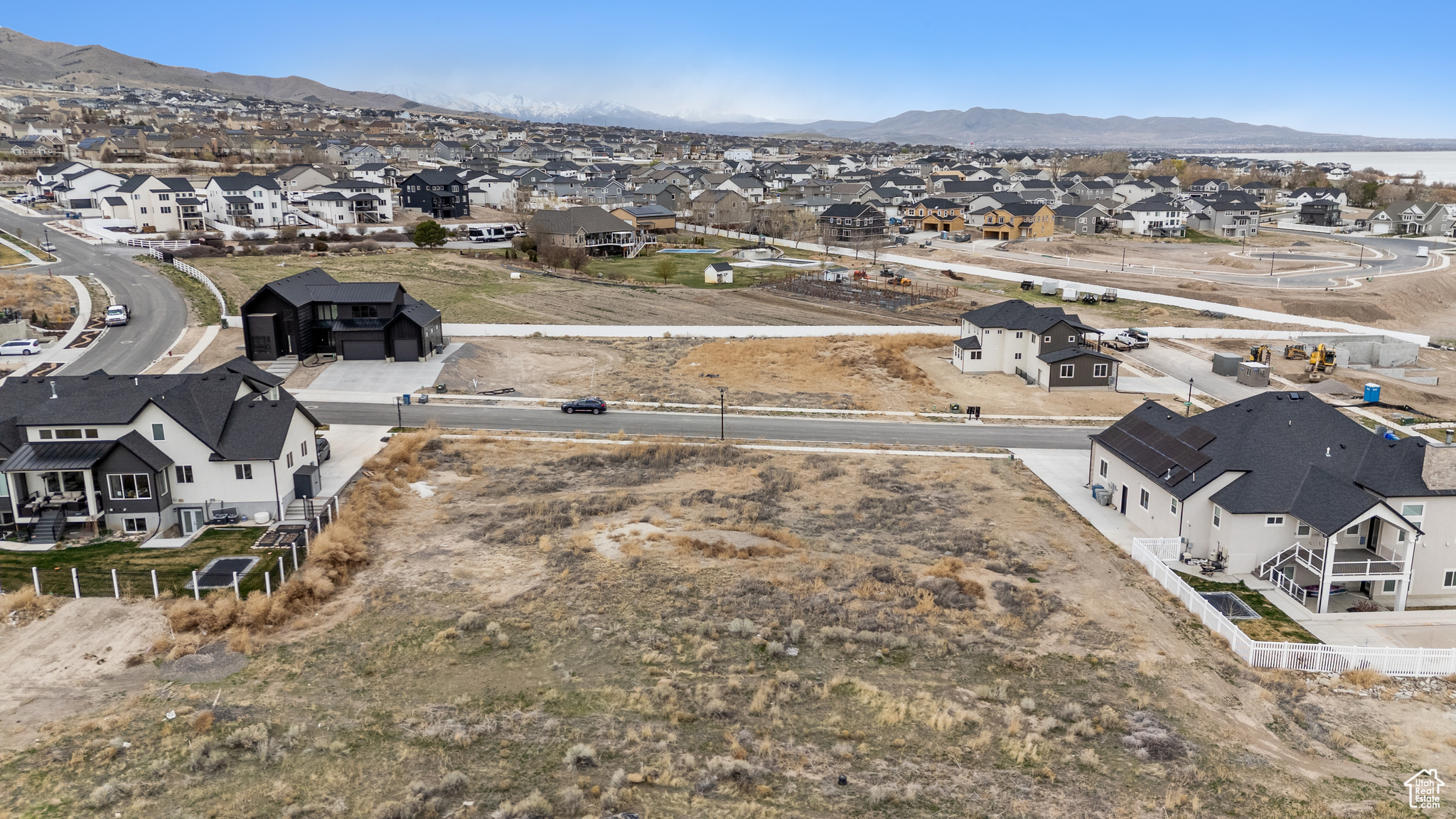 property viewer photo 7