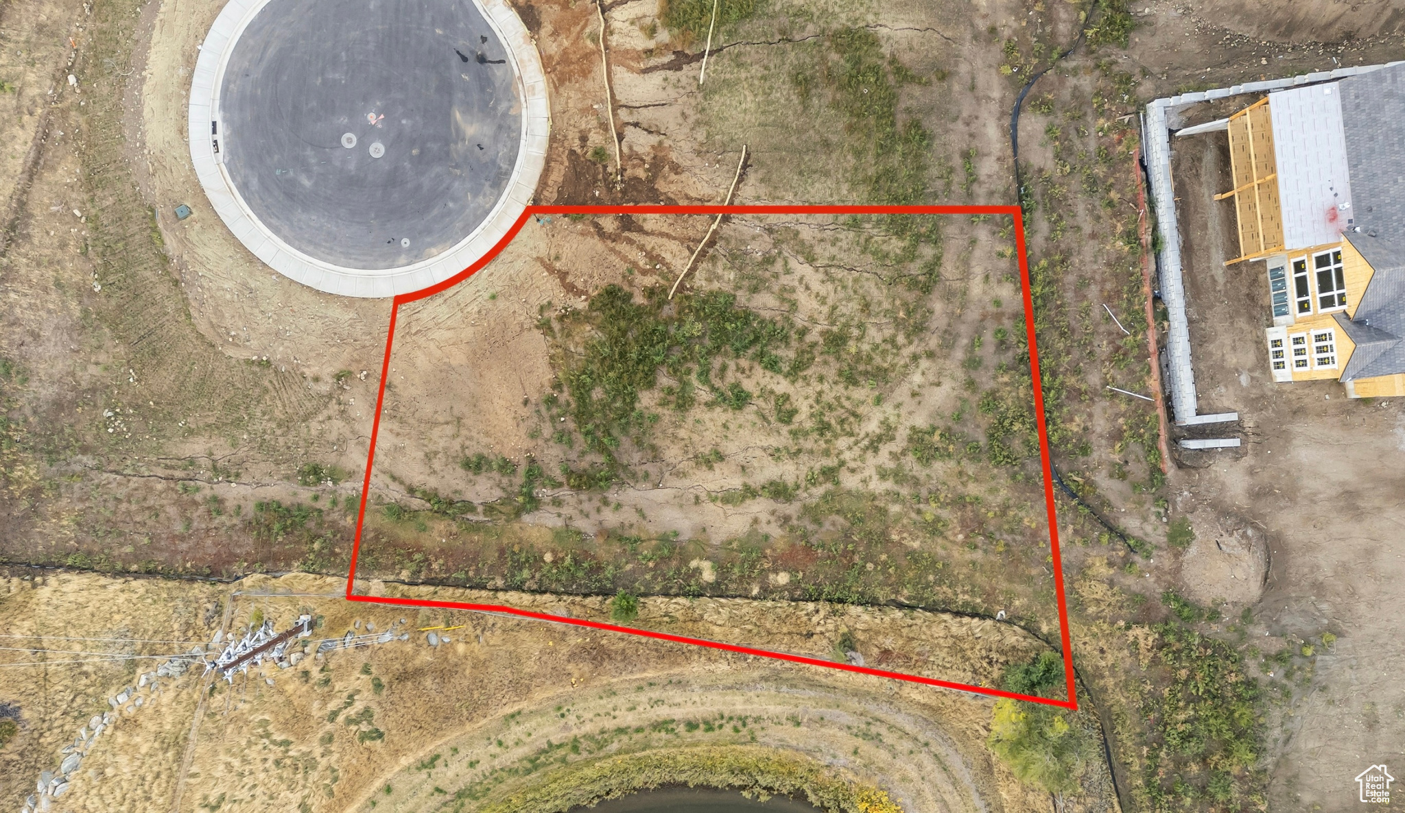 main property photo 18
