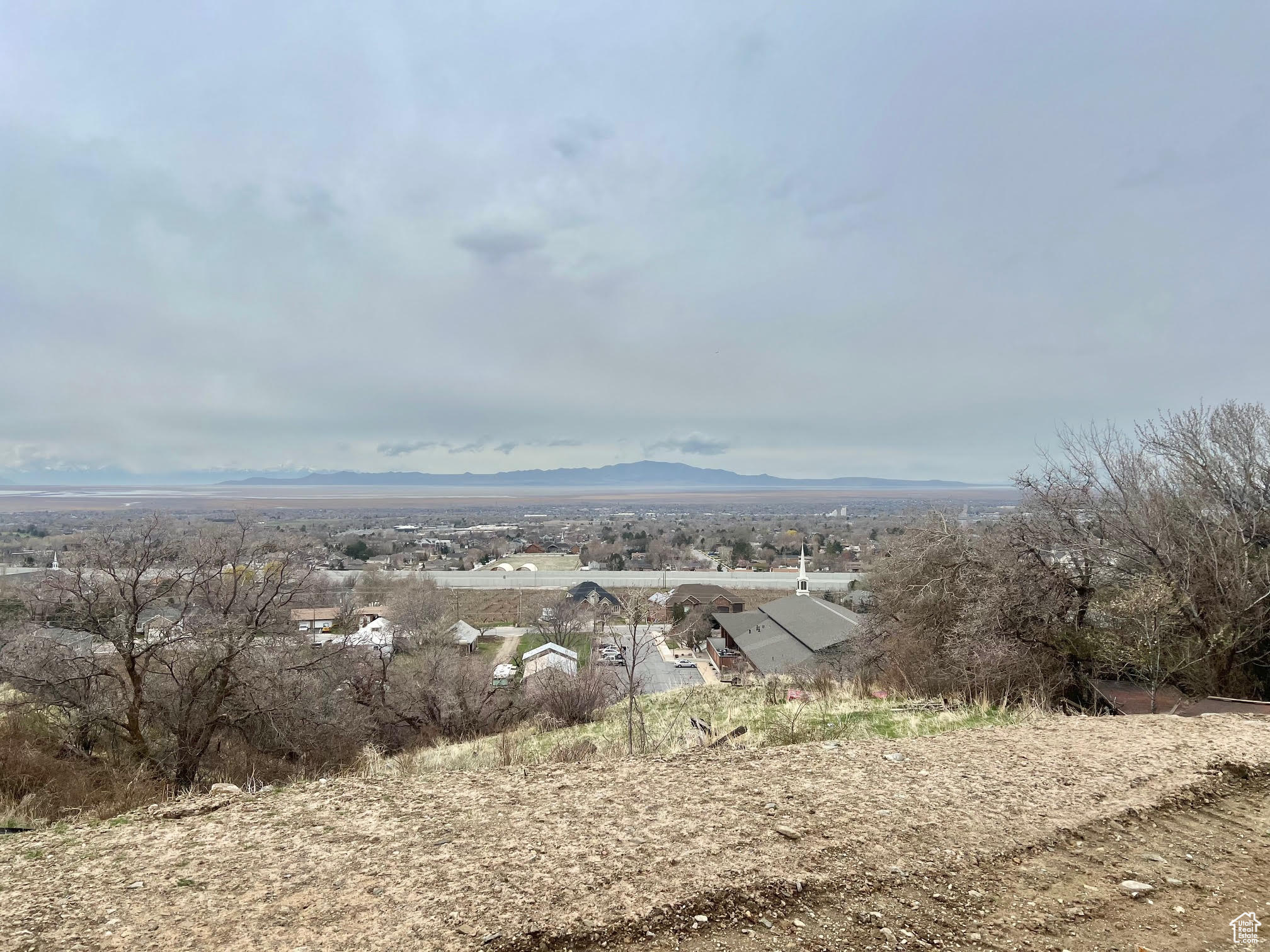 main property photo 7