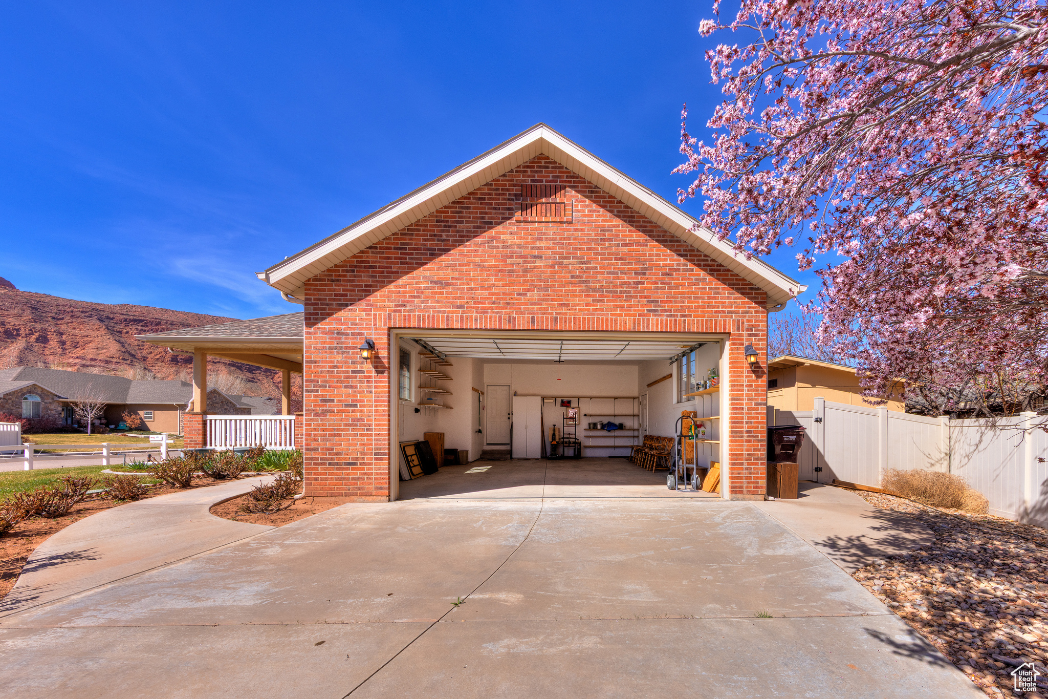 main property photo 44