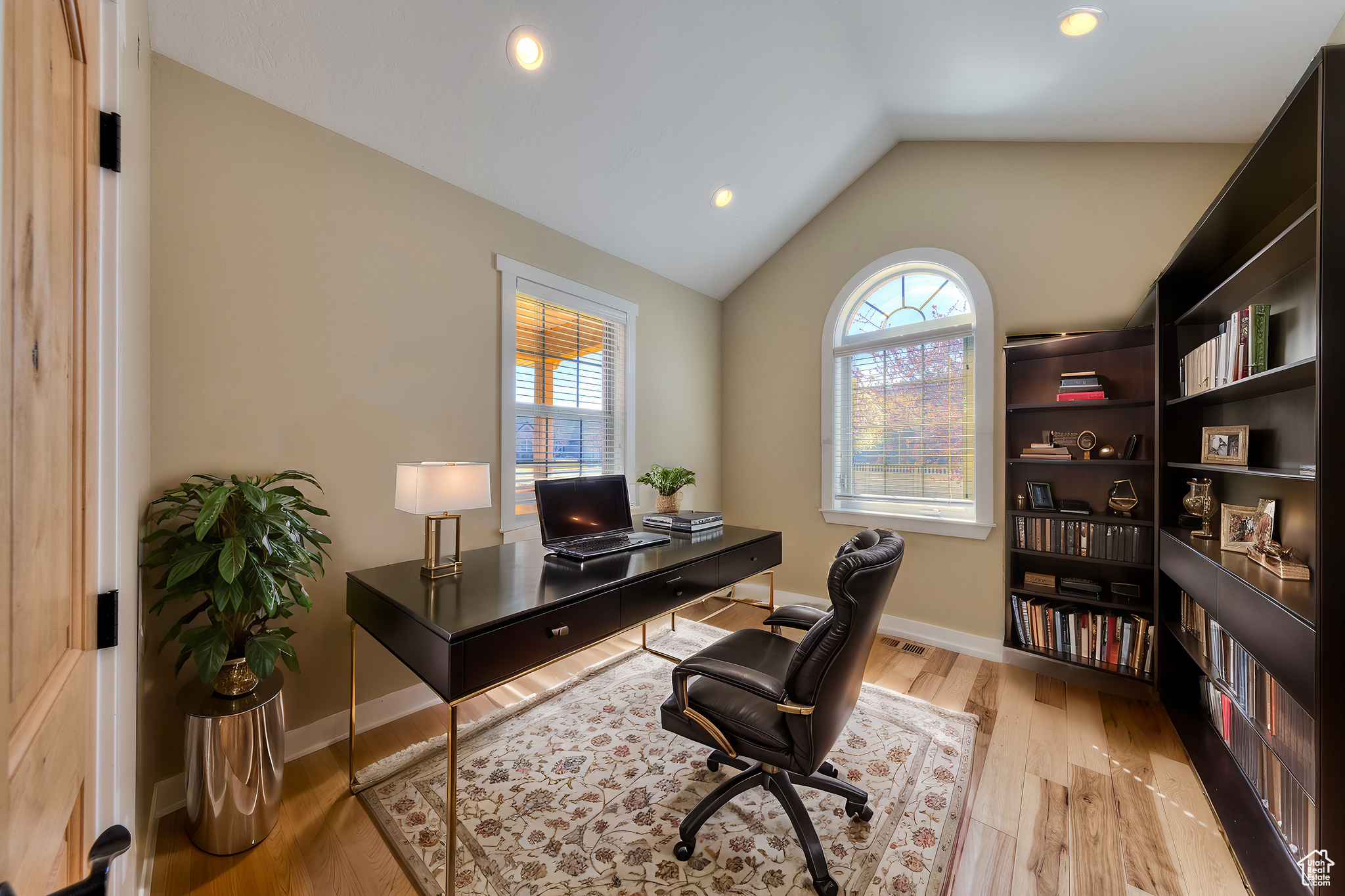 main property photo 49