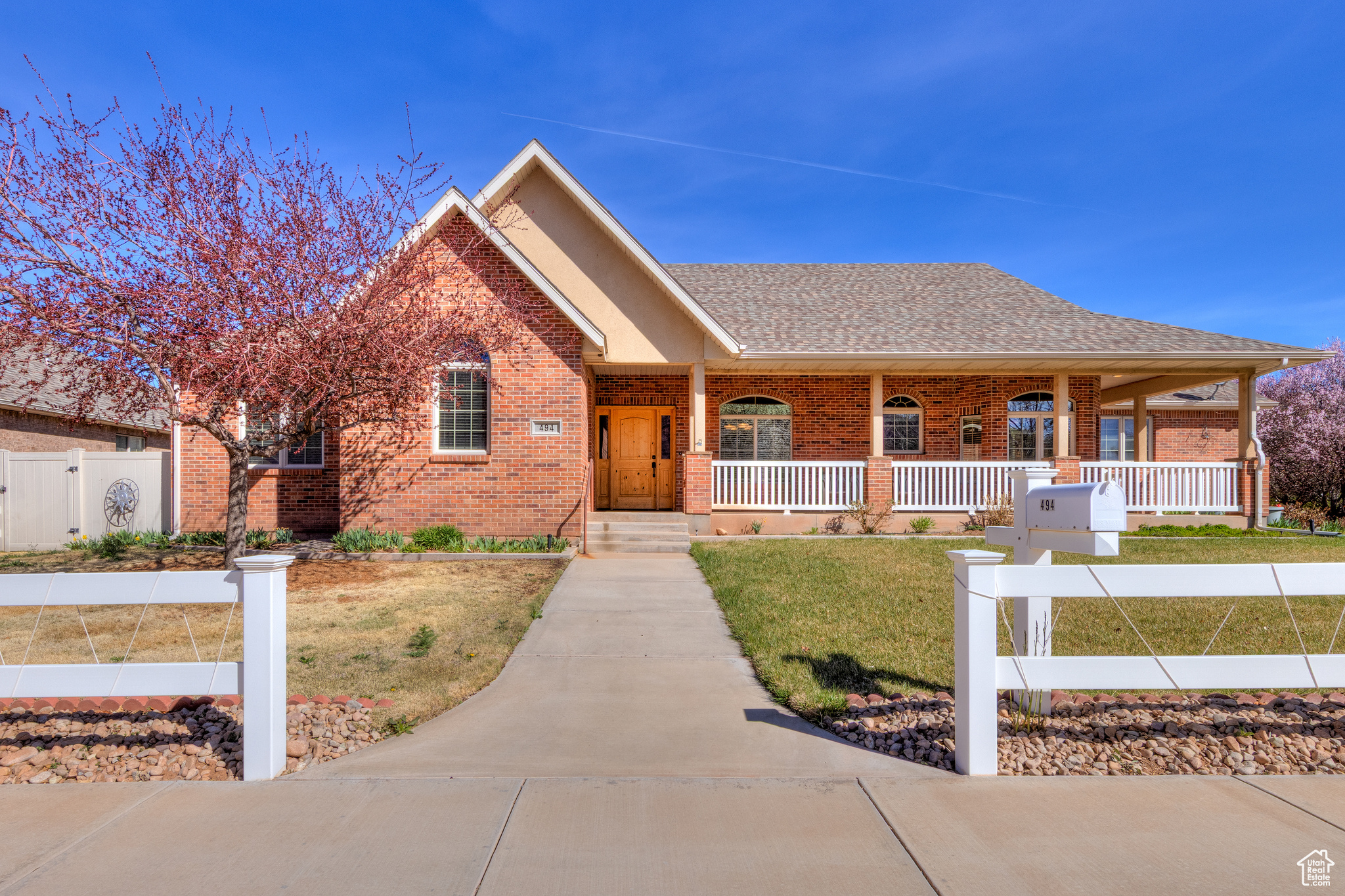 main property photo 9