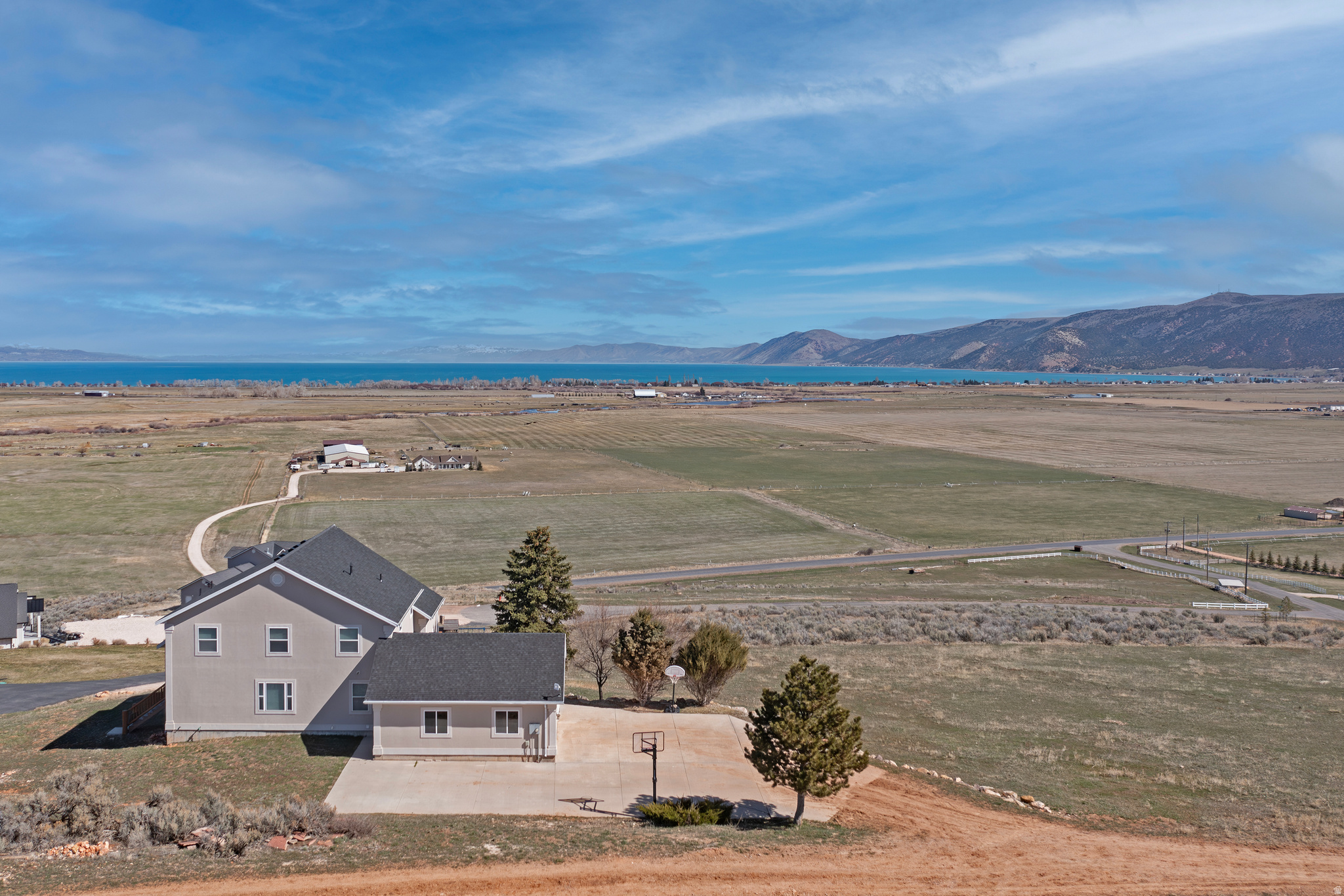main property photo 41