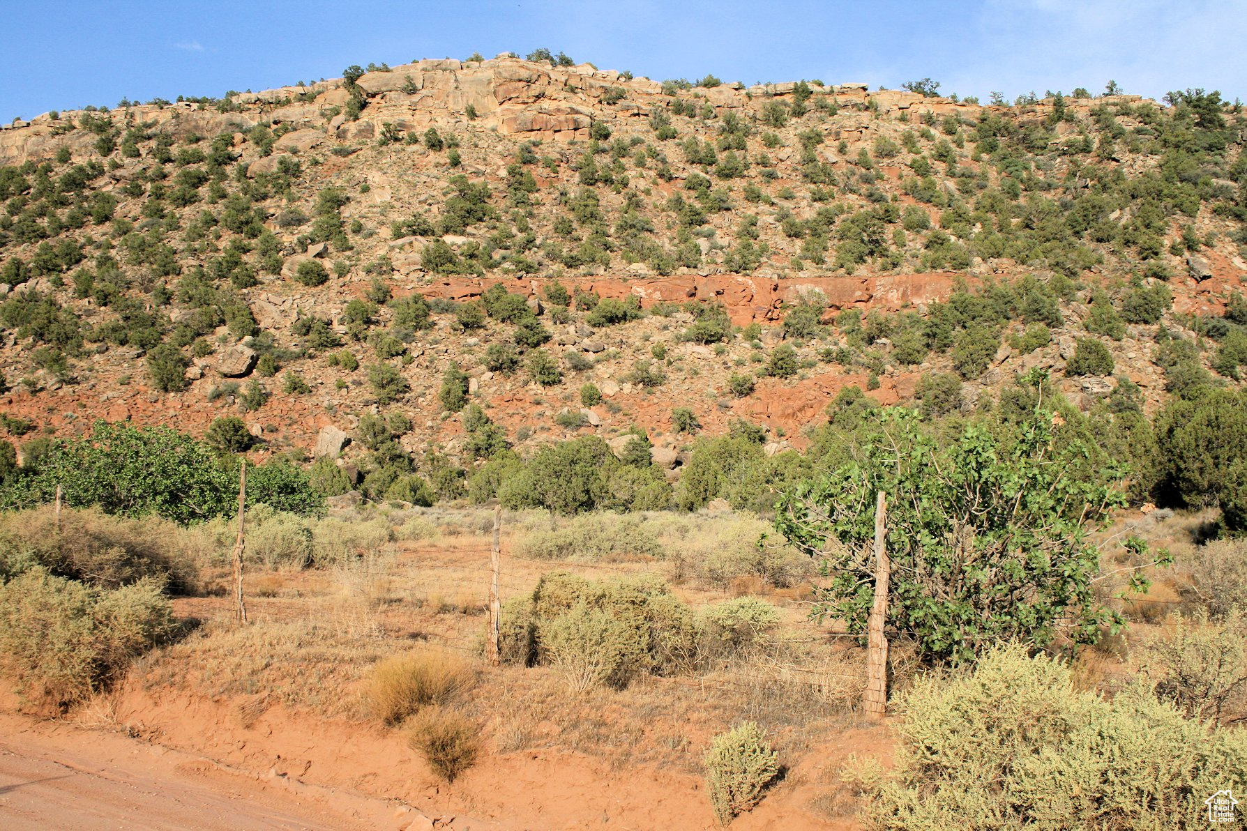 main property photo 6