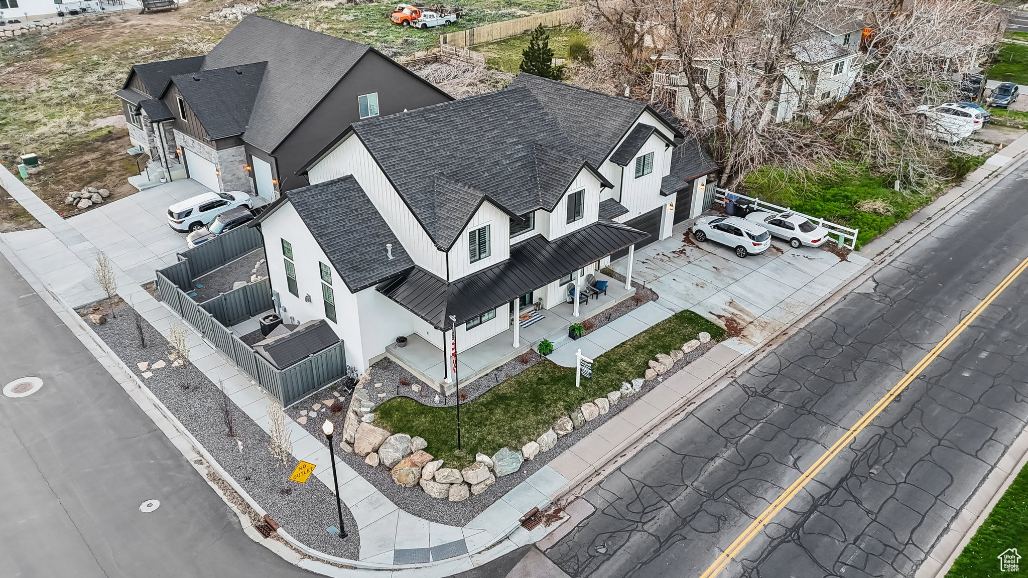main property photo 64