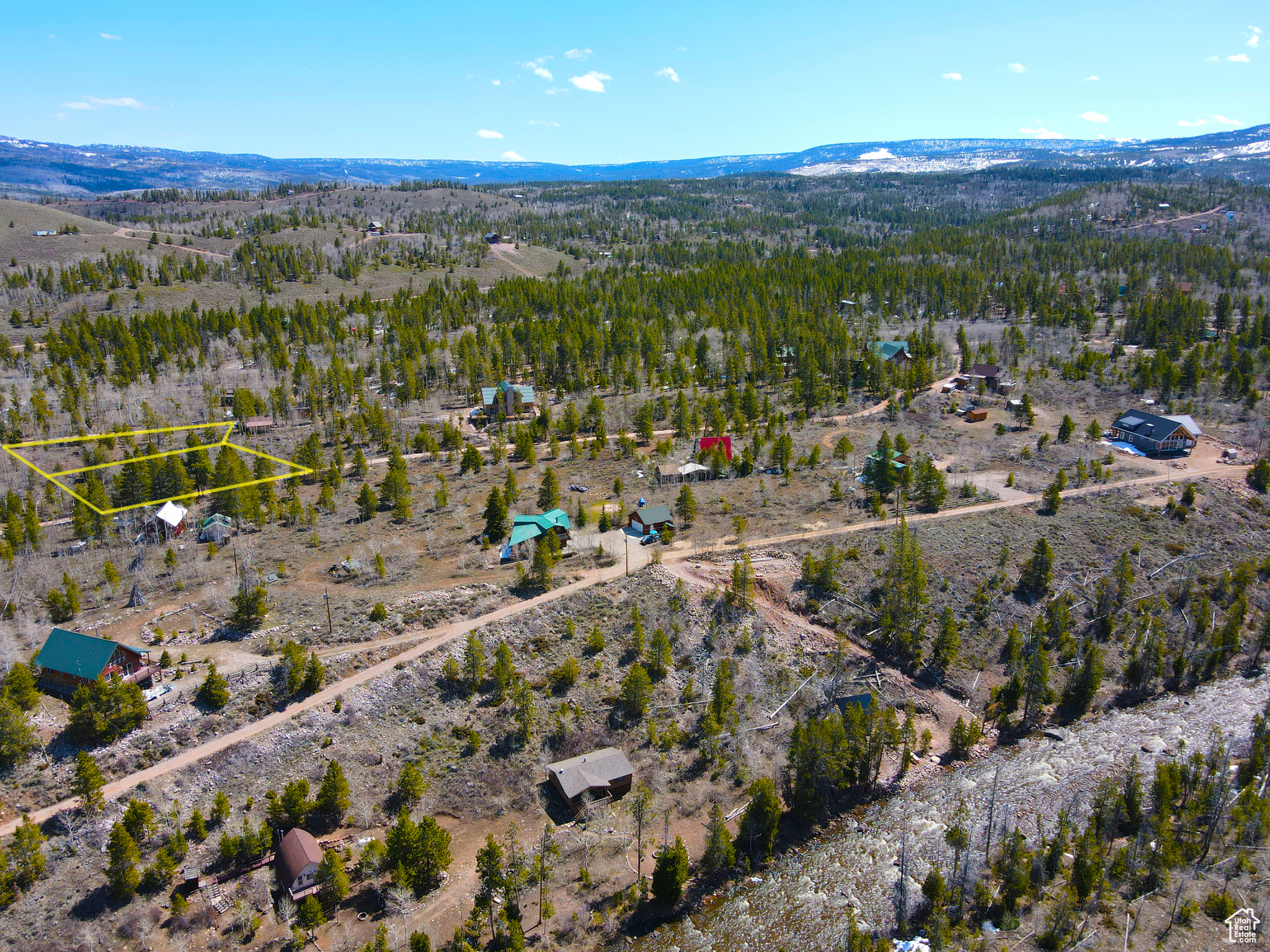 main property photo 32
