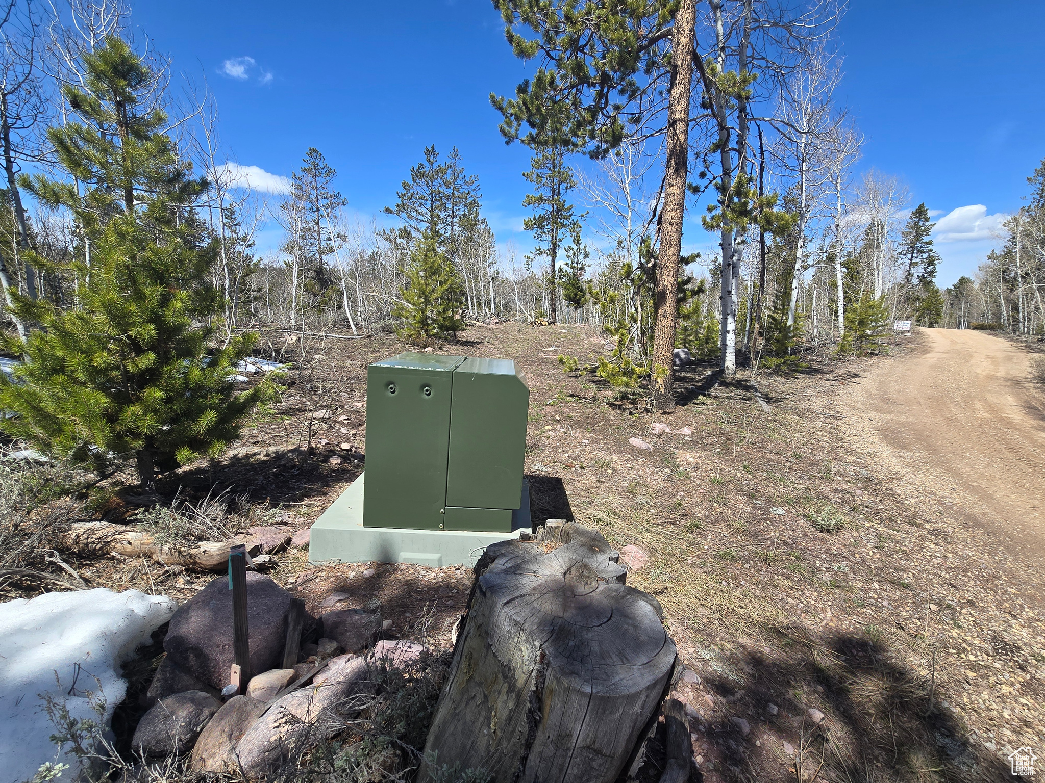 main property photo 78