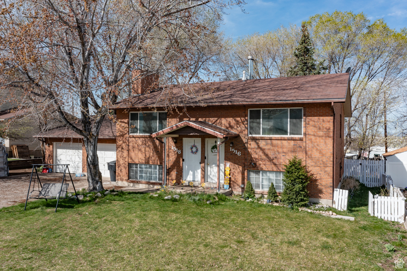 main property photo 12
