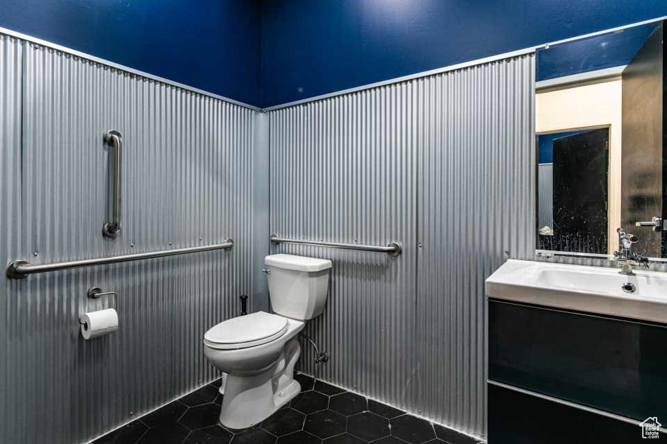 main property photo 21