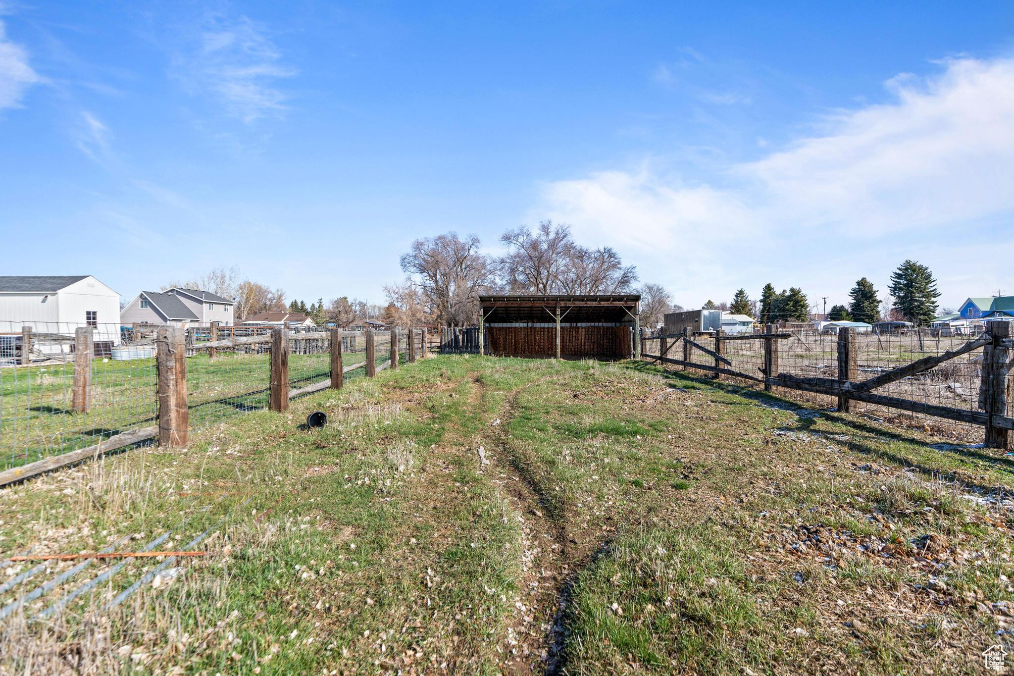 main property photo 5