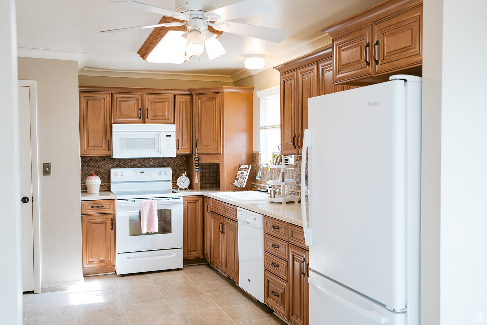 property viewer photo 12