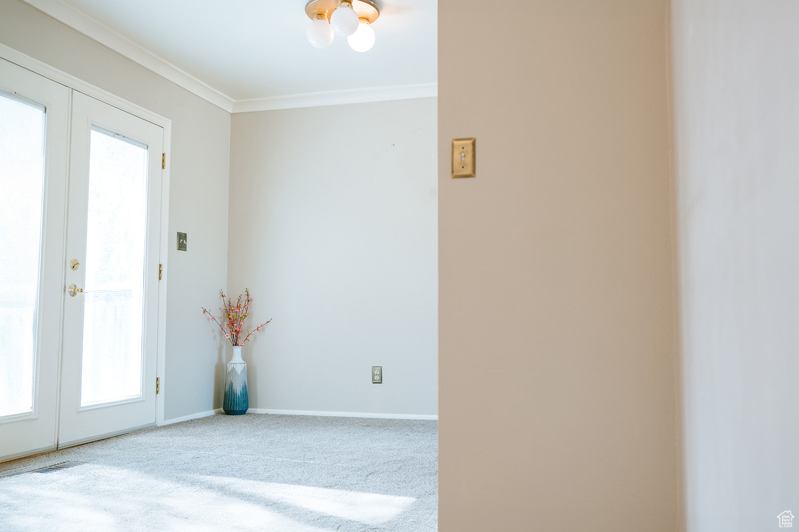property viewer photo 17