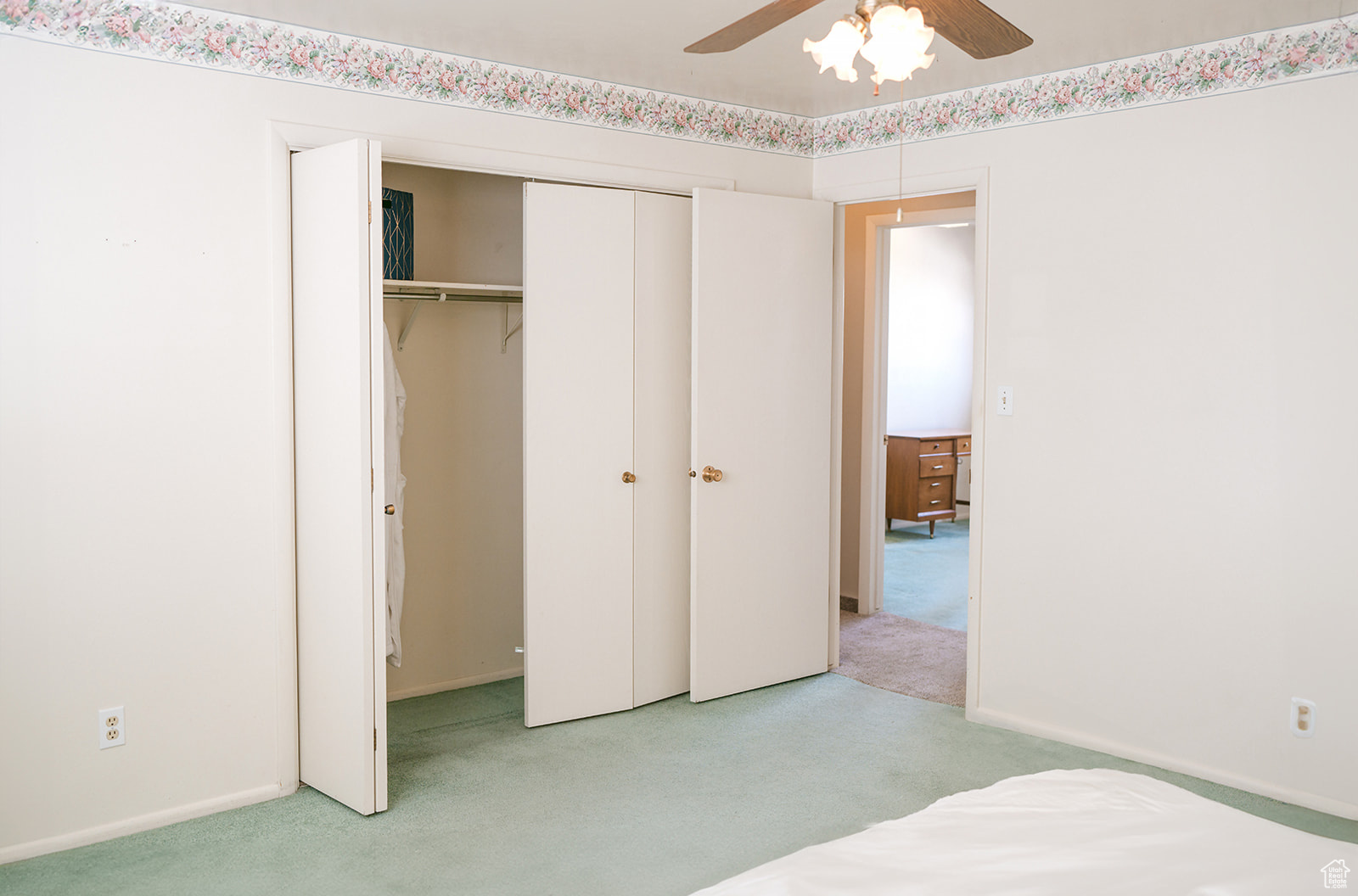 property viewer photo 25