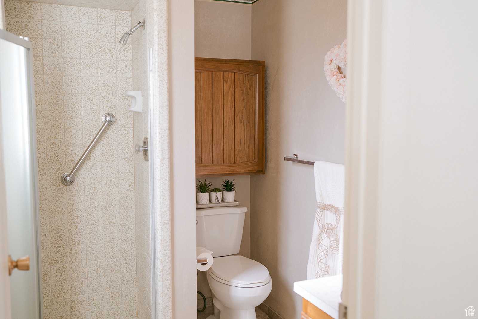 property viewer photo 27