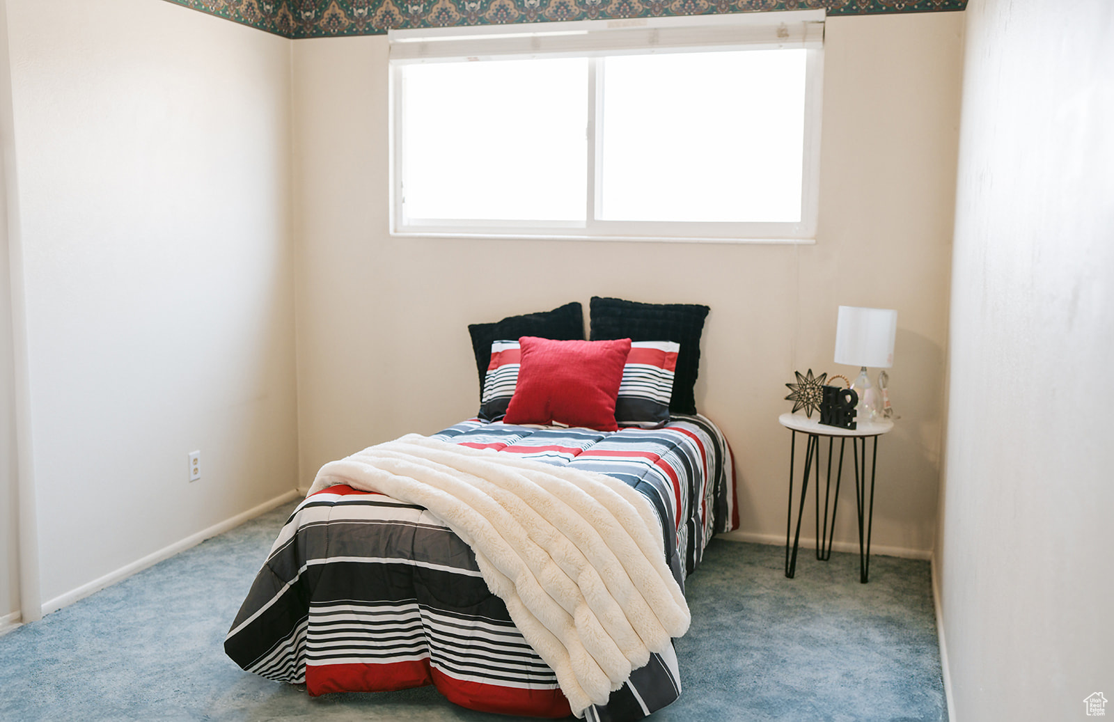 property viewer photo 30