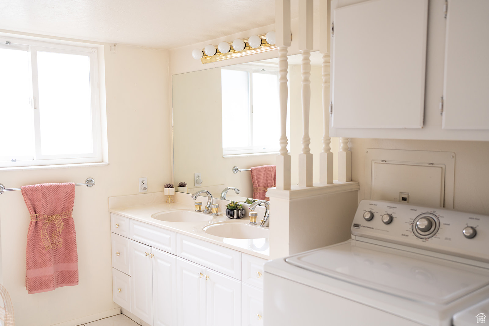 property viewer photo 36