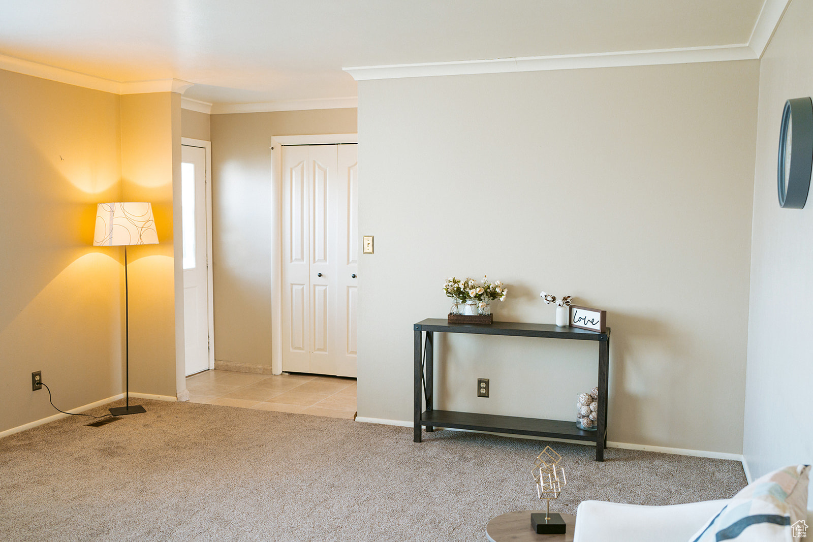 property viewer photo 9
