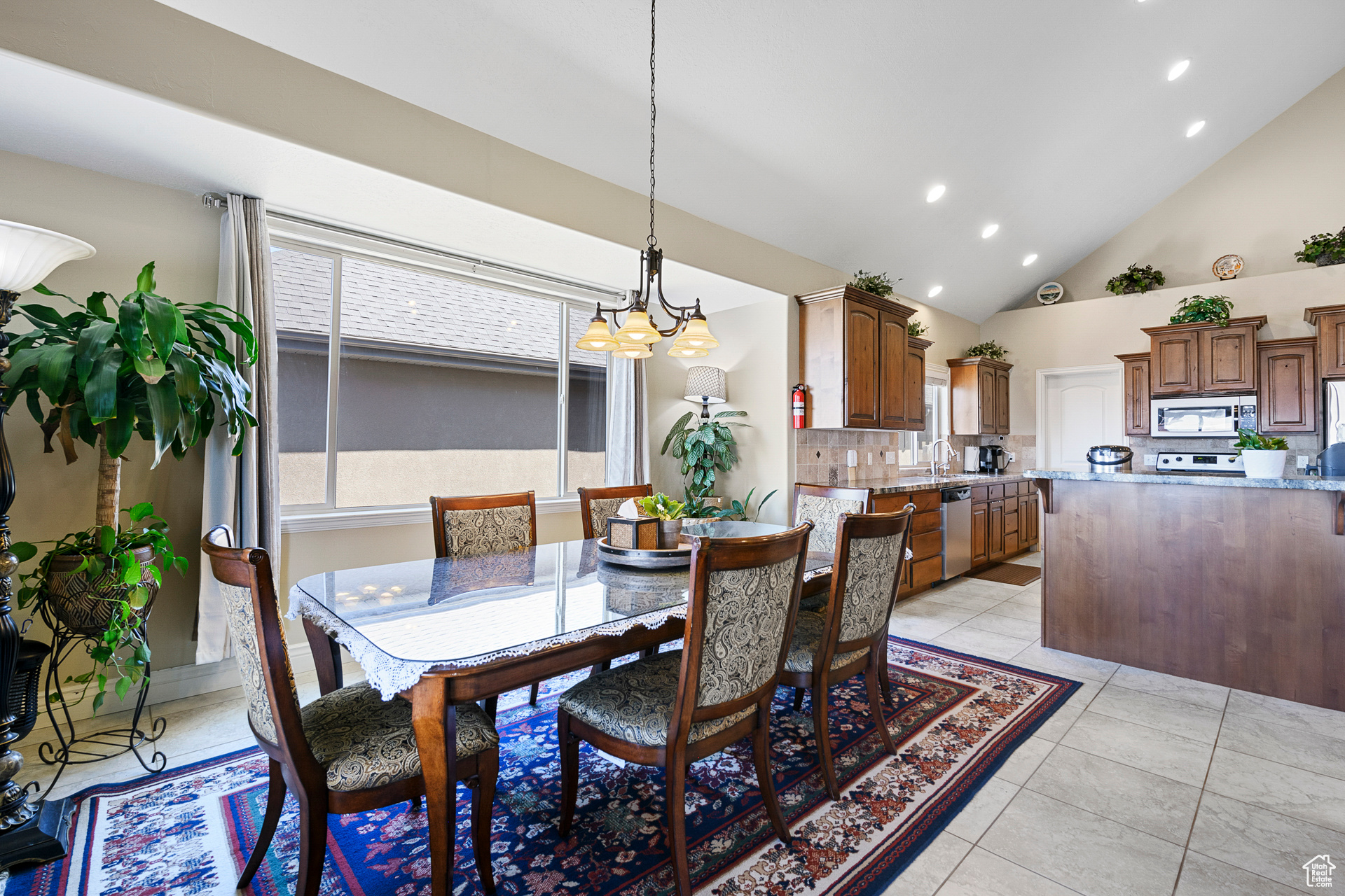 property viewer photo 15