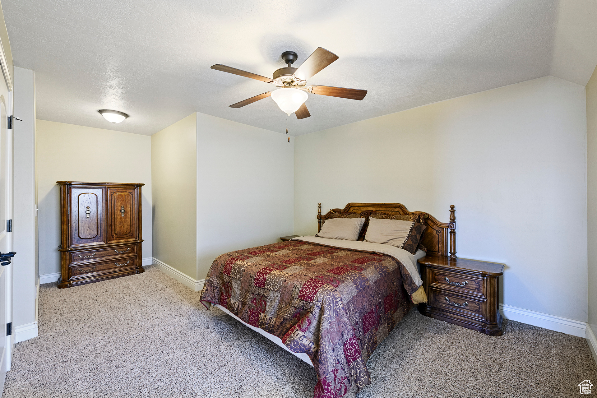 property viewer photo 33
