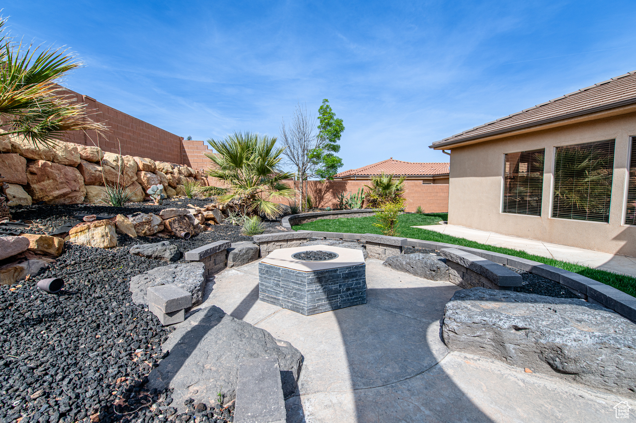 main property photo 44