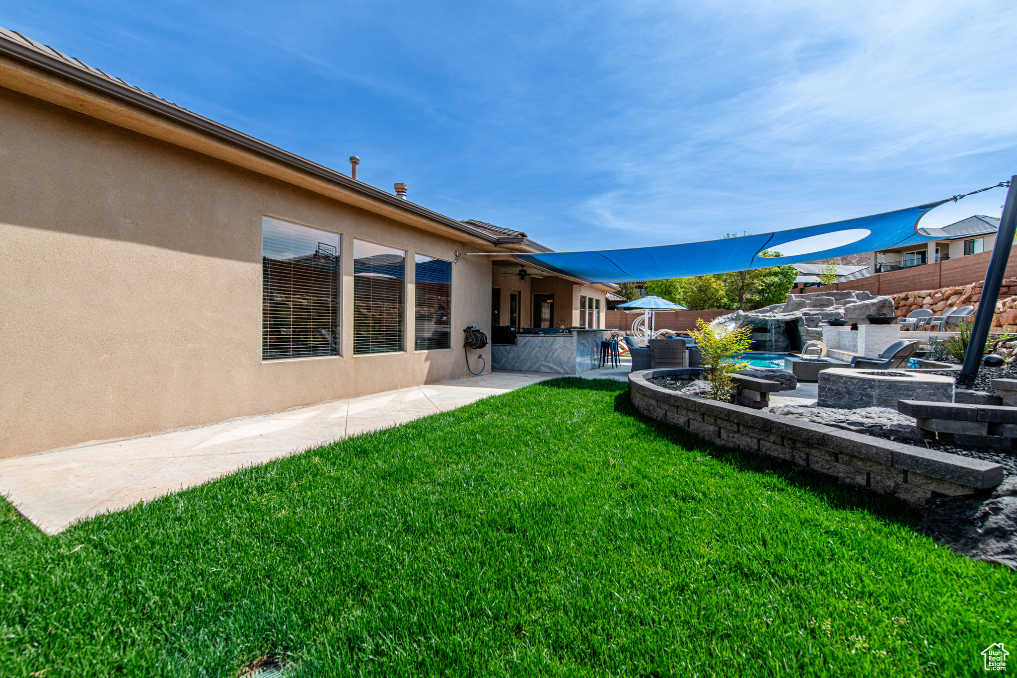 main property photo 60