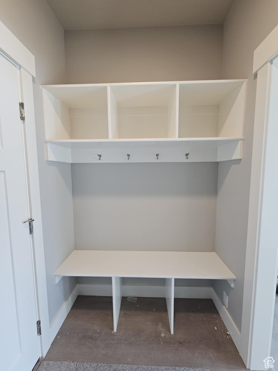 property viewer photo 13