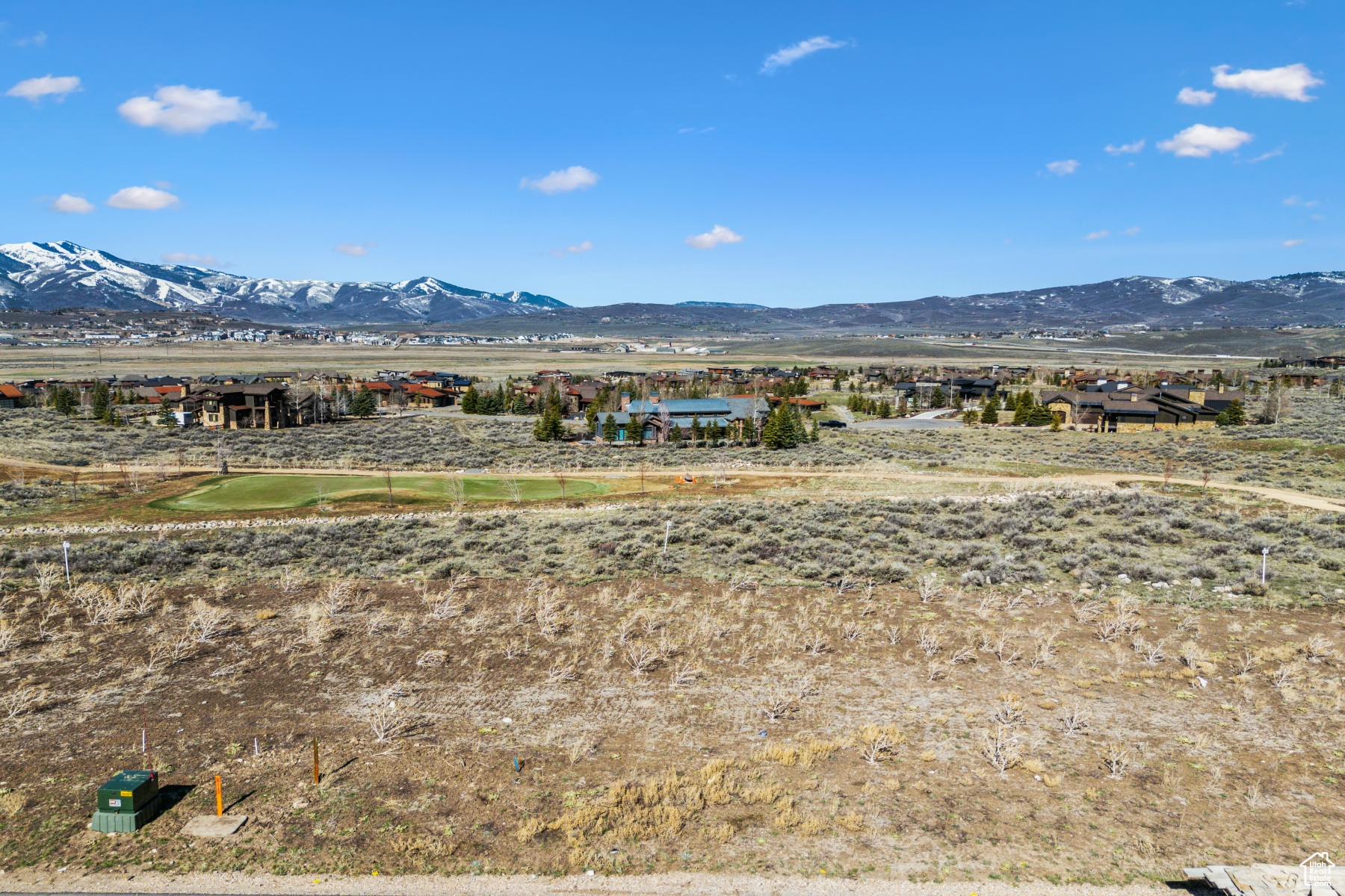 main property photo 13
