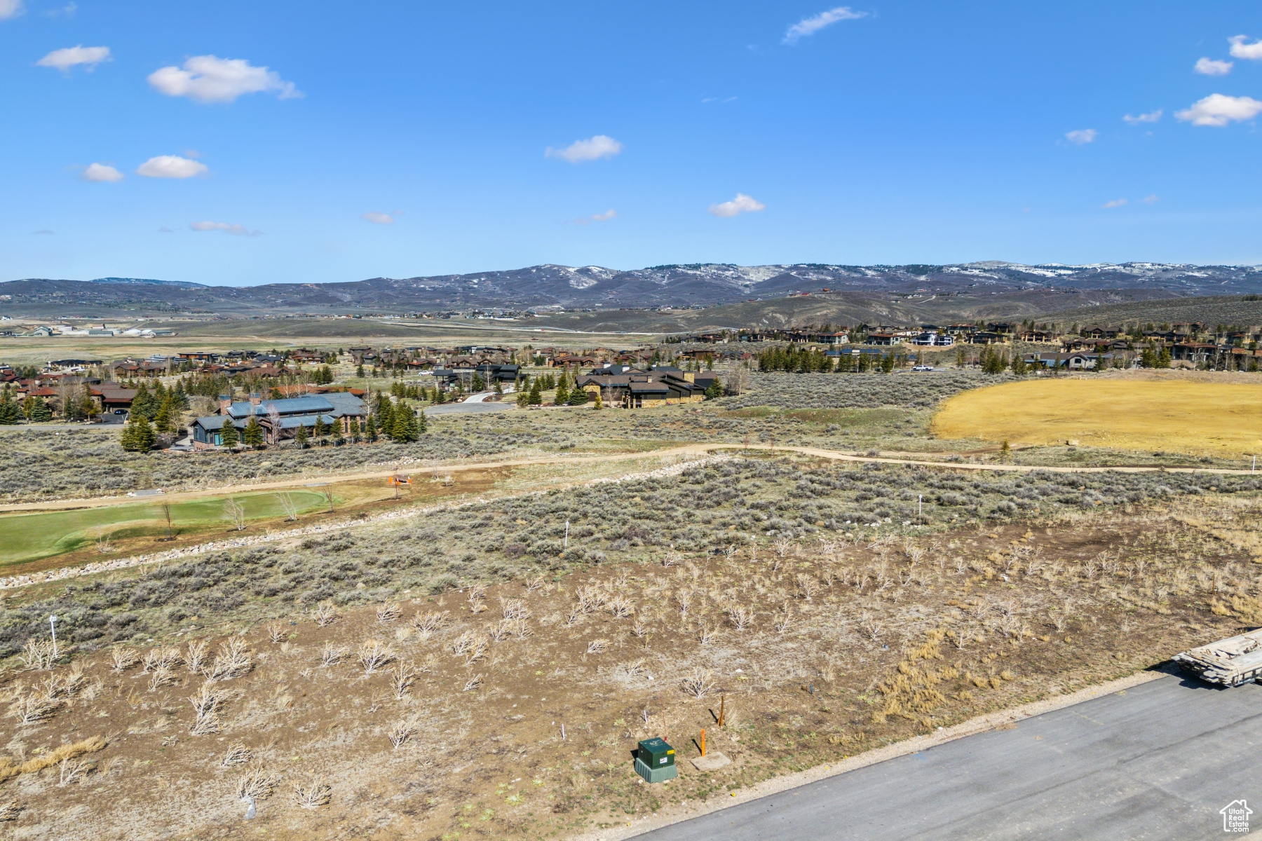 main property photo 14