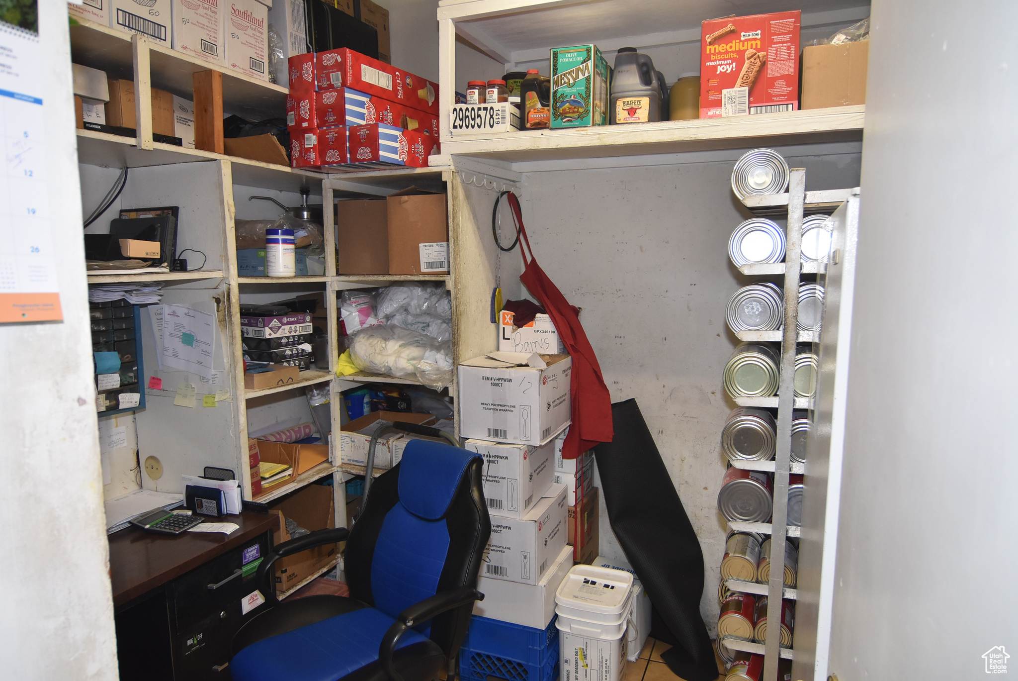 main property photo 28