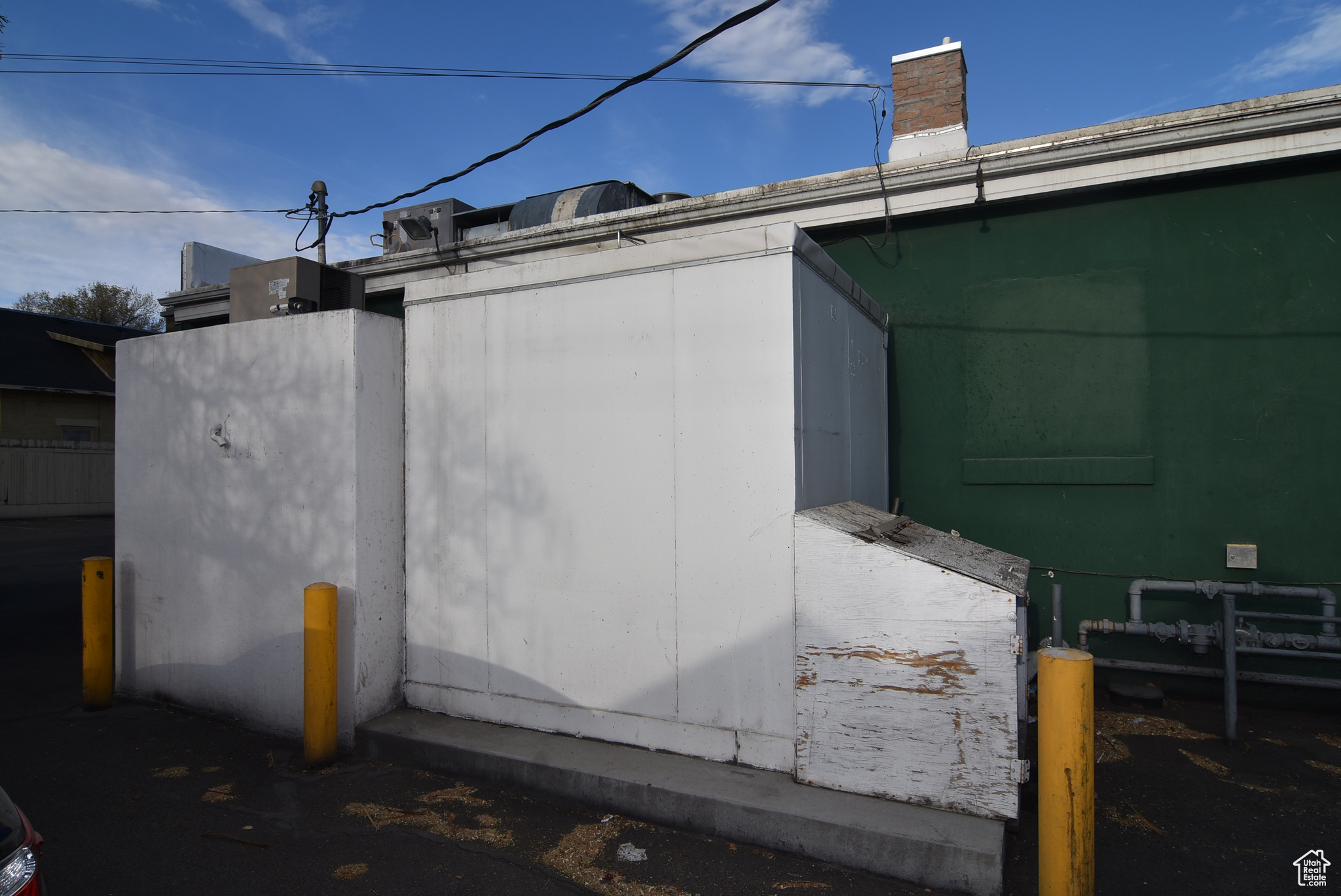 main property photo 34