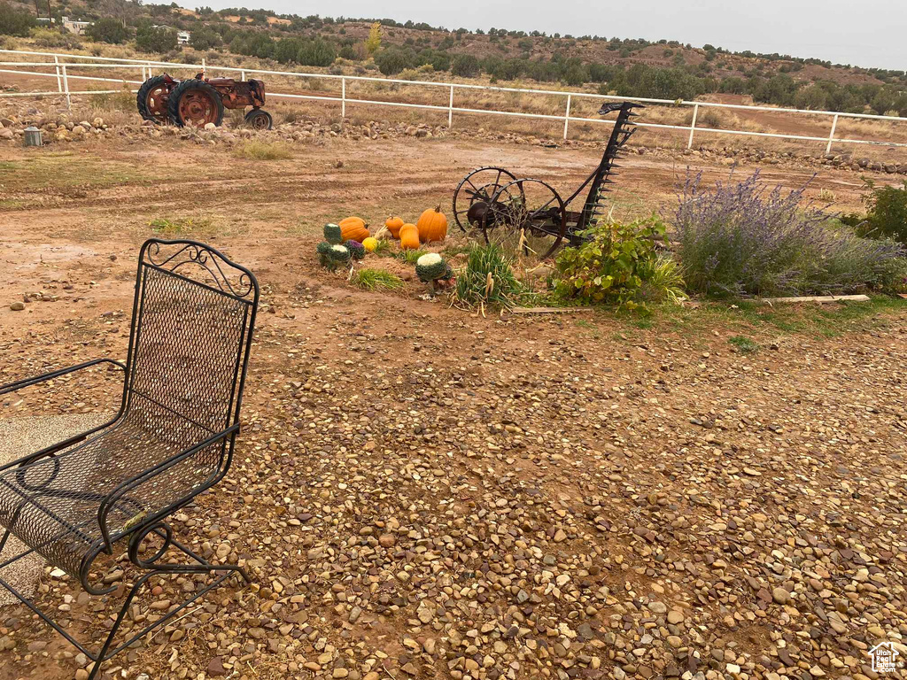 main property photo 30