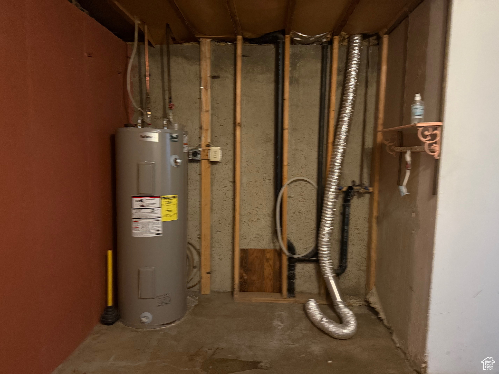 main property photo 20