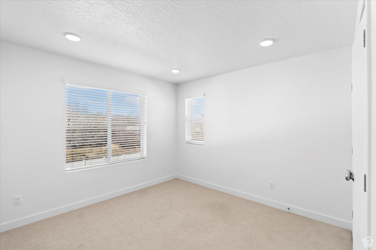 property viewer photo 22