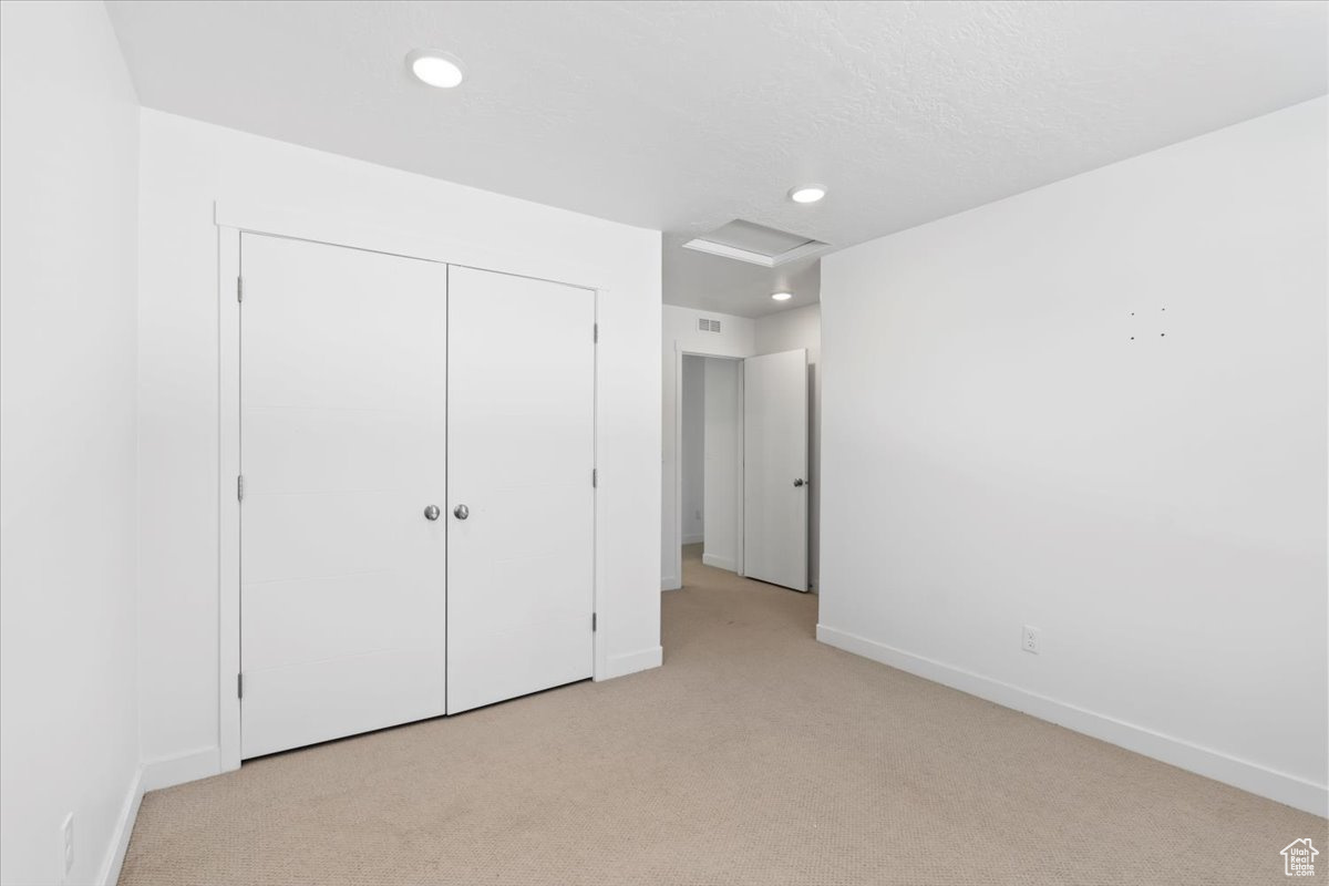 property viewer photo 23
