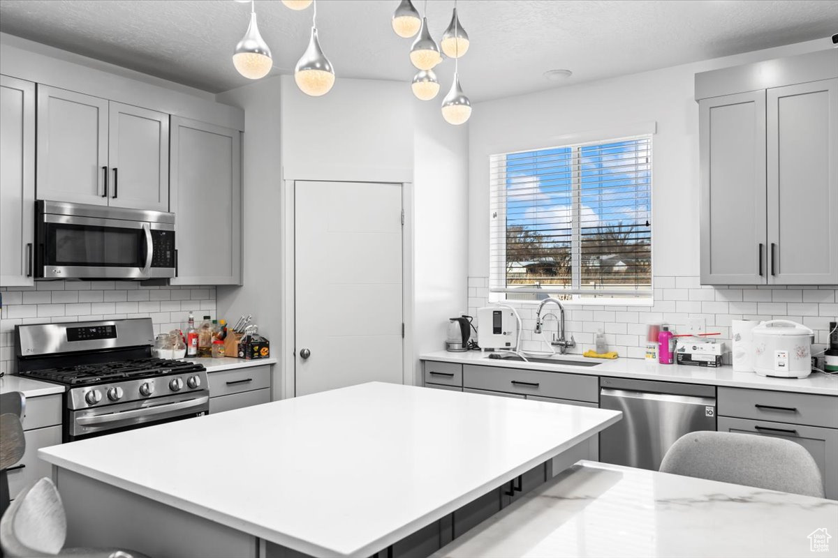 property viewer photo 6
