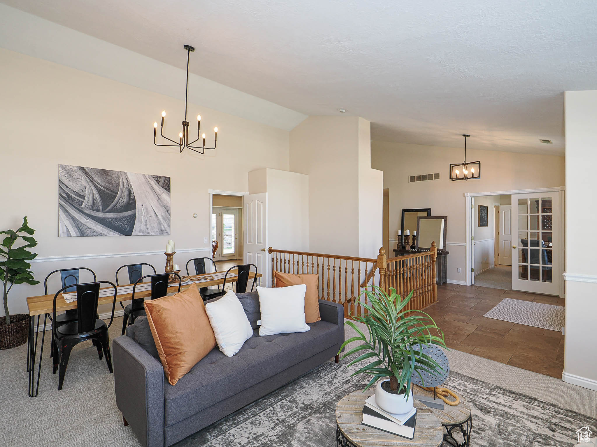 property viewer photo 11