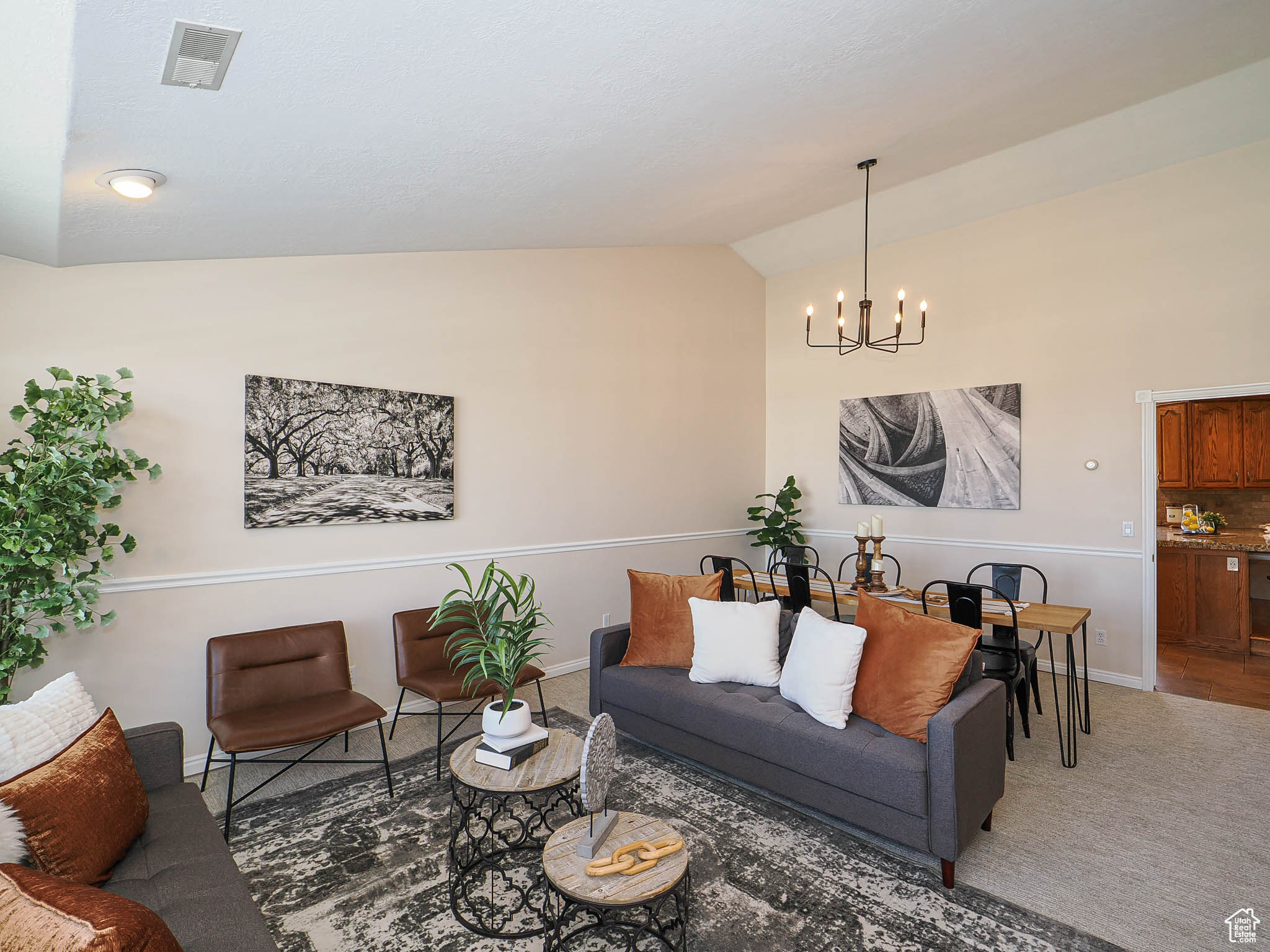 property viewer photo 12
