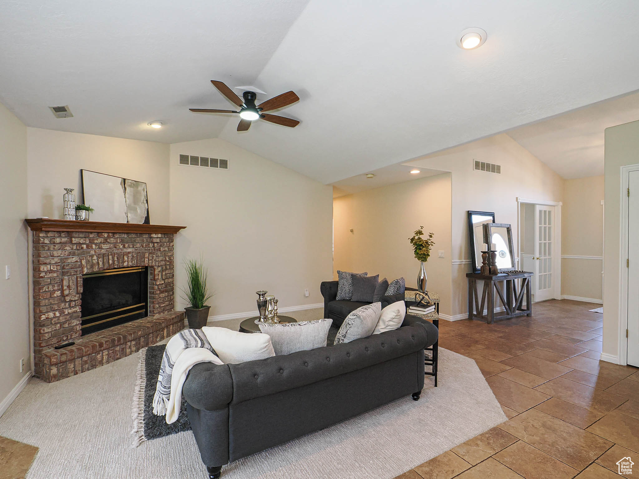 property viewer photo 22