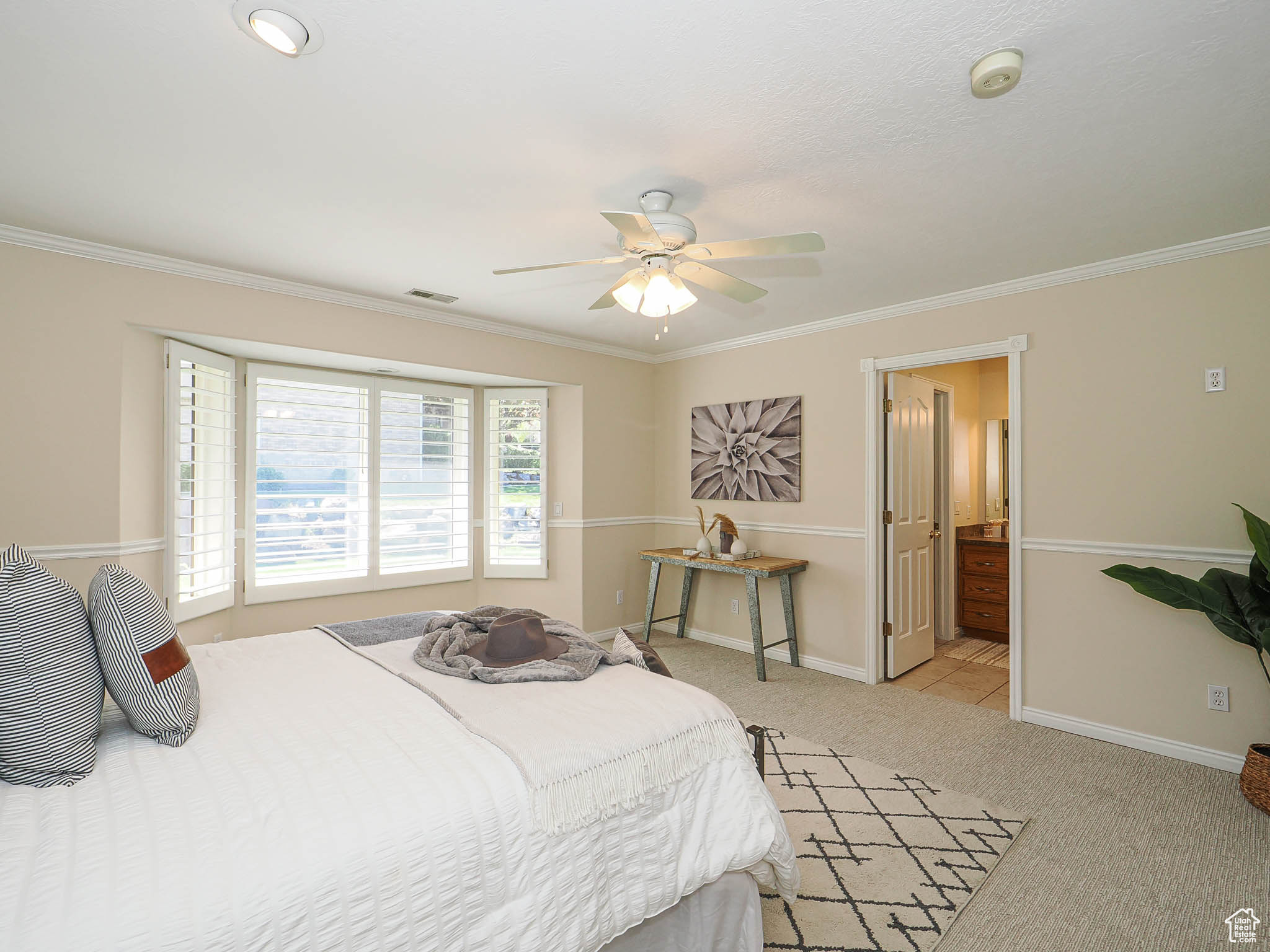 property viewer photo 28