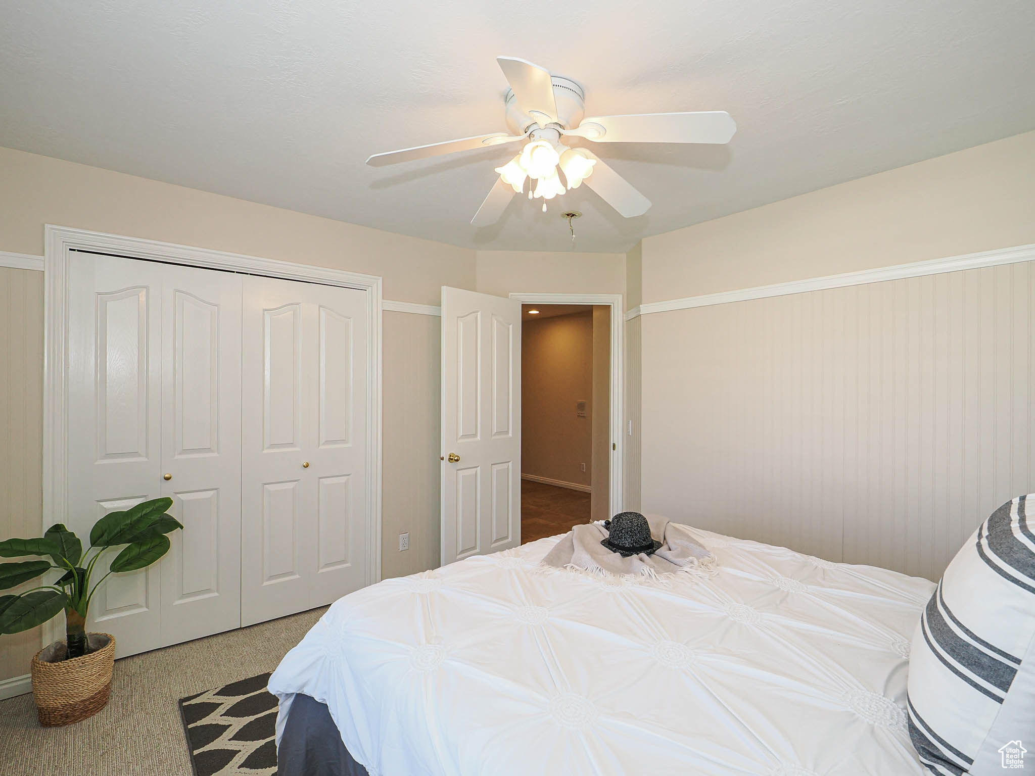 property viewer photo 36