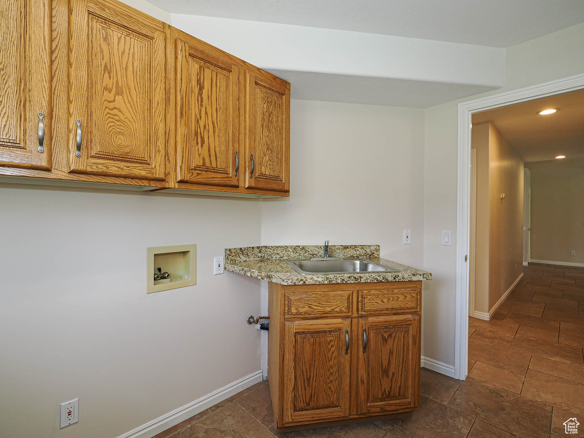 property viewer photo 40