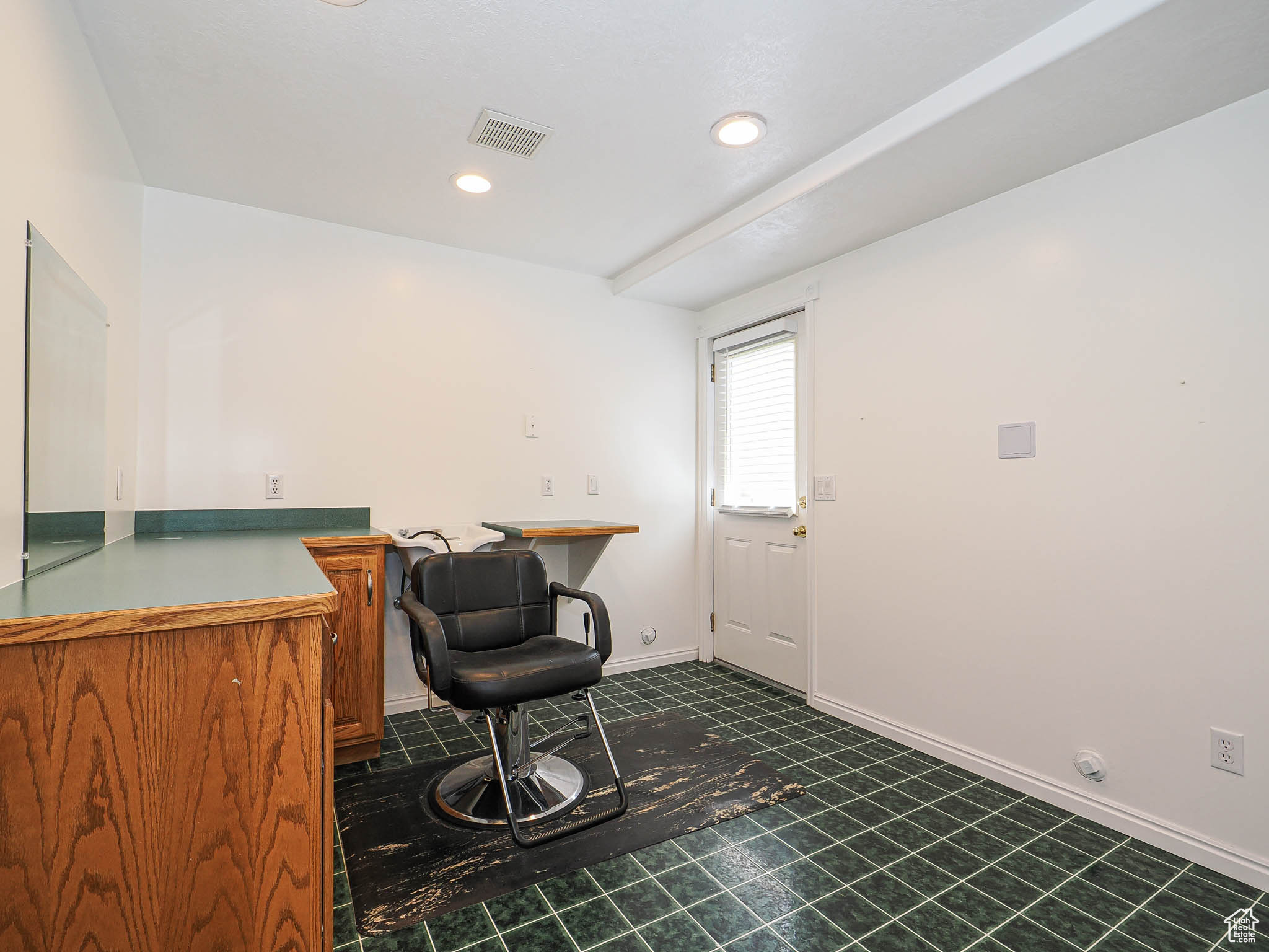 property viewer photo 50