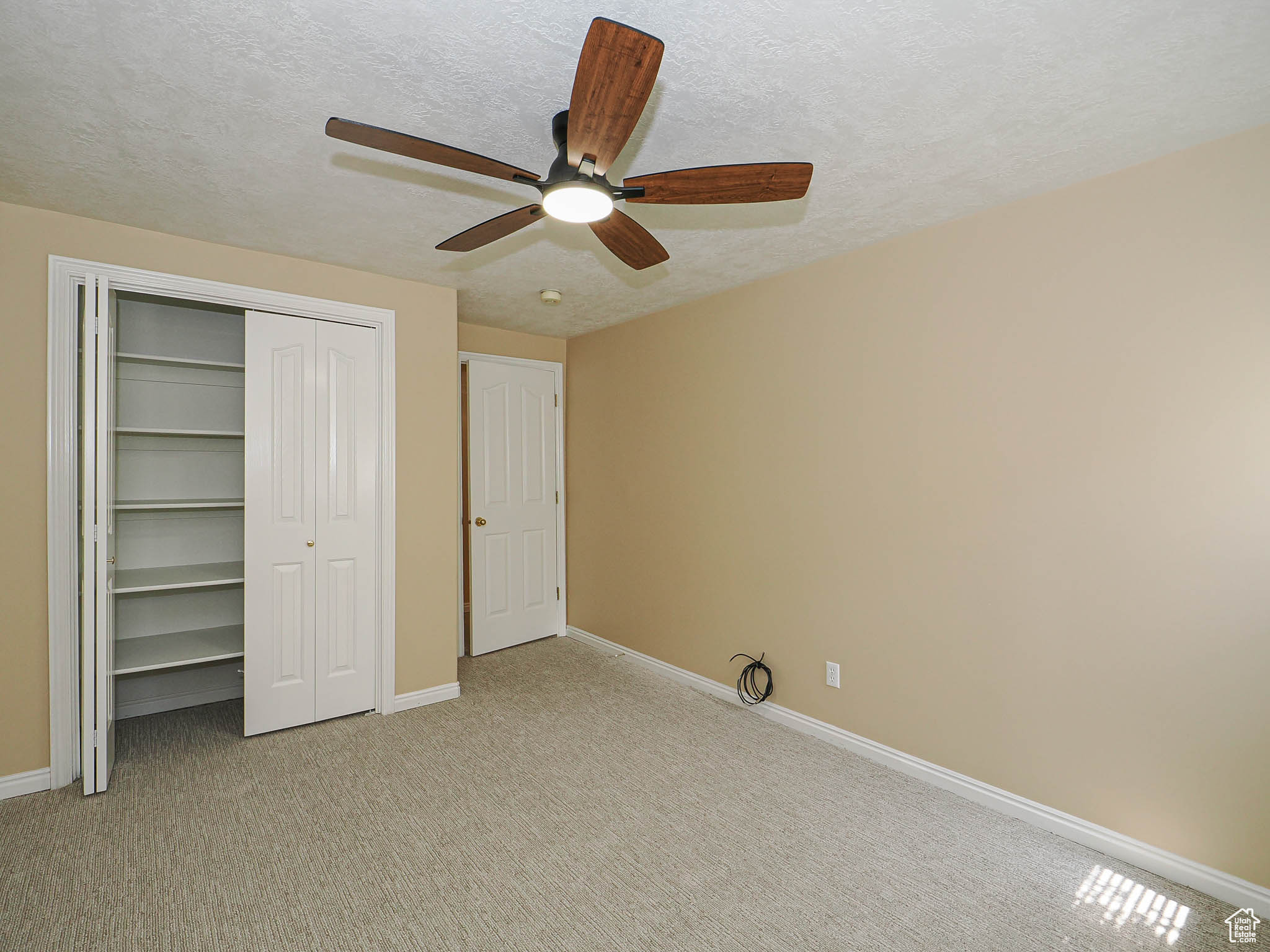 property viewer photo 53