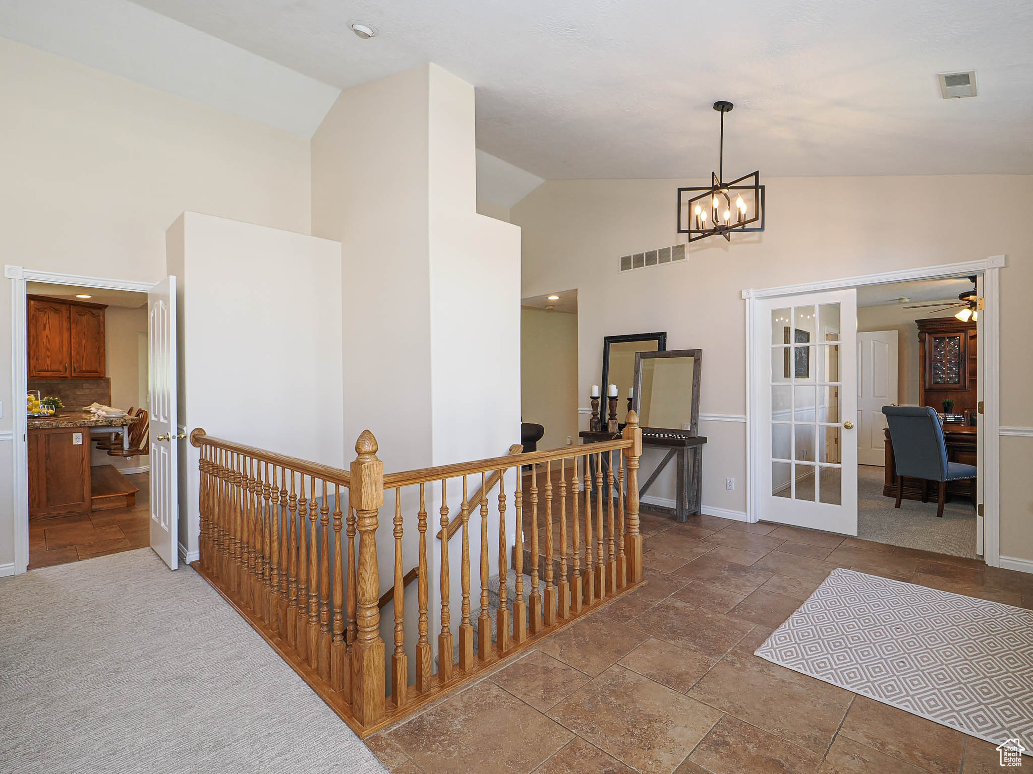 property viewer photo 6