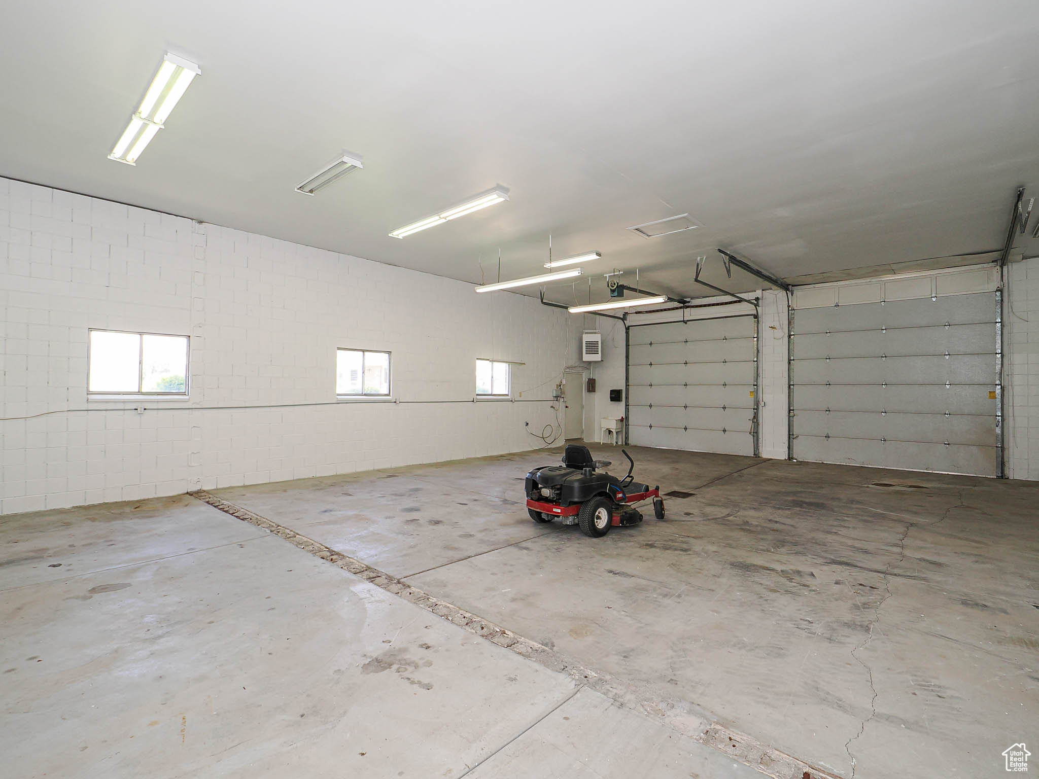 property viewer photo 62
